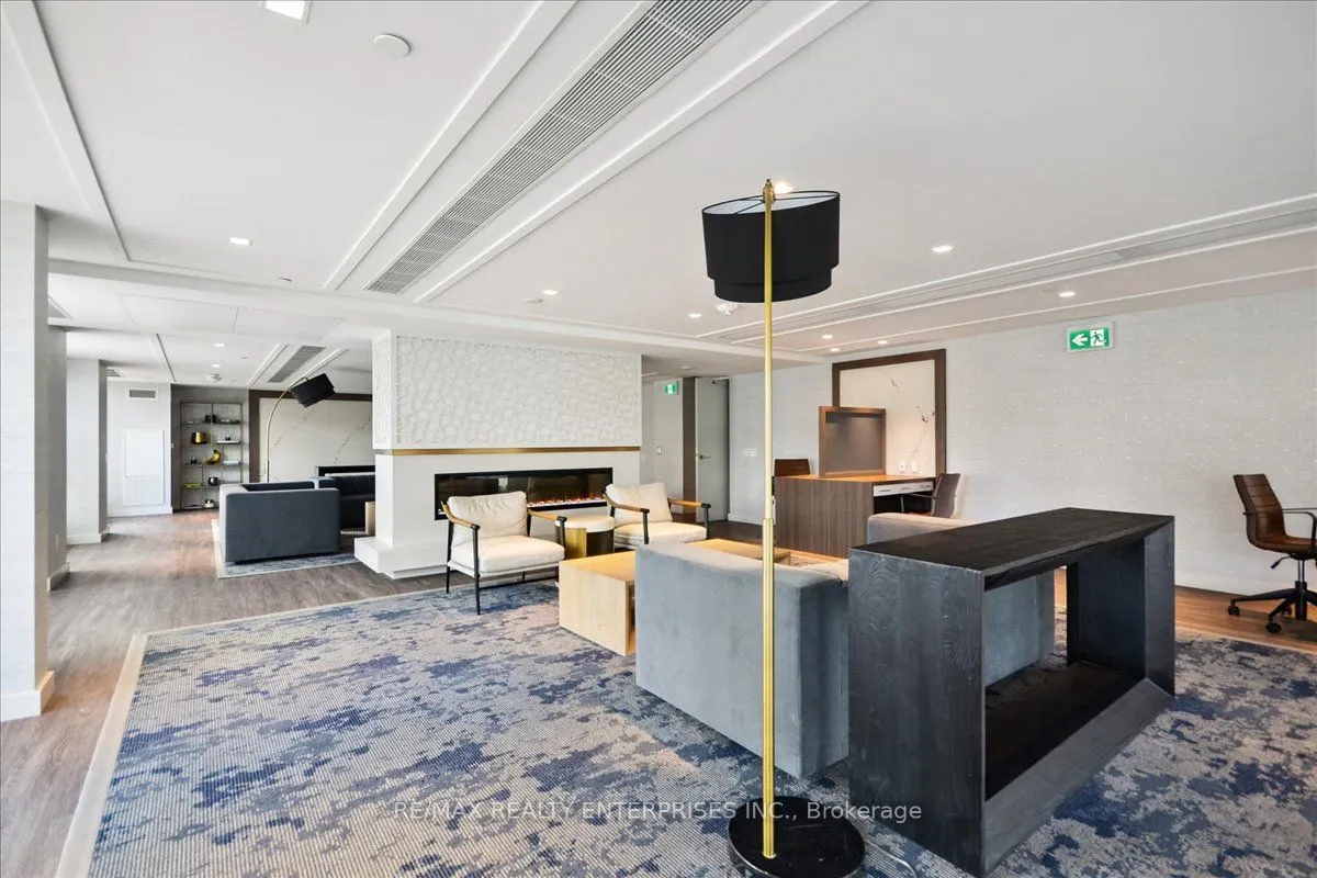 543 Richmond Street W, #711