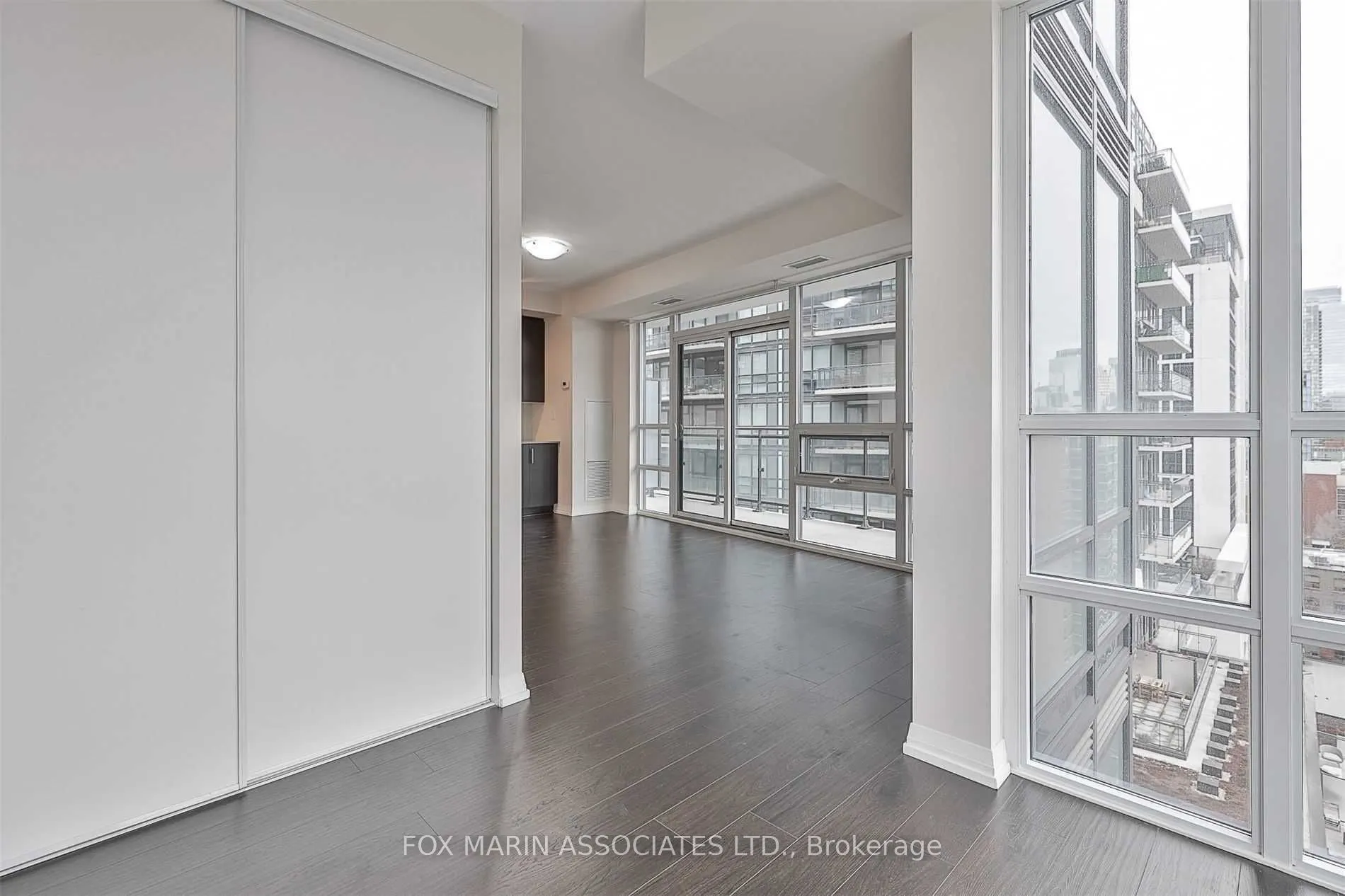 460 Adelaide Street E, #1720