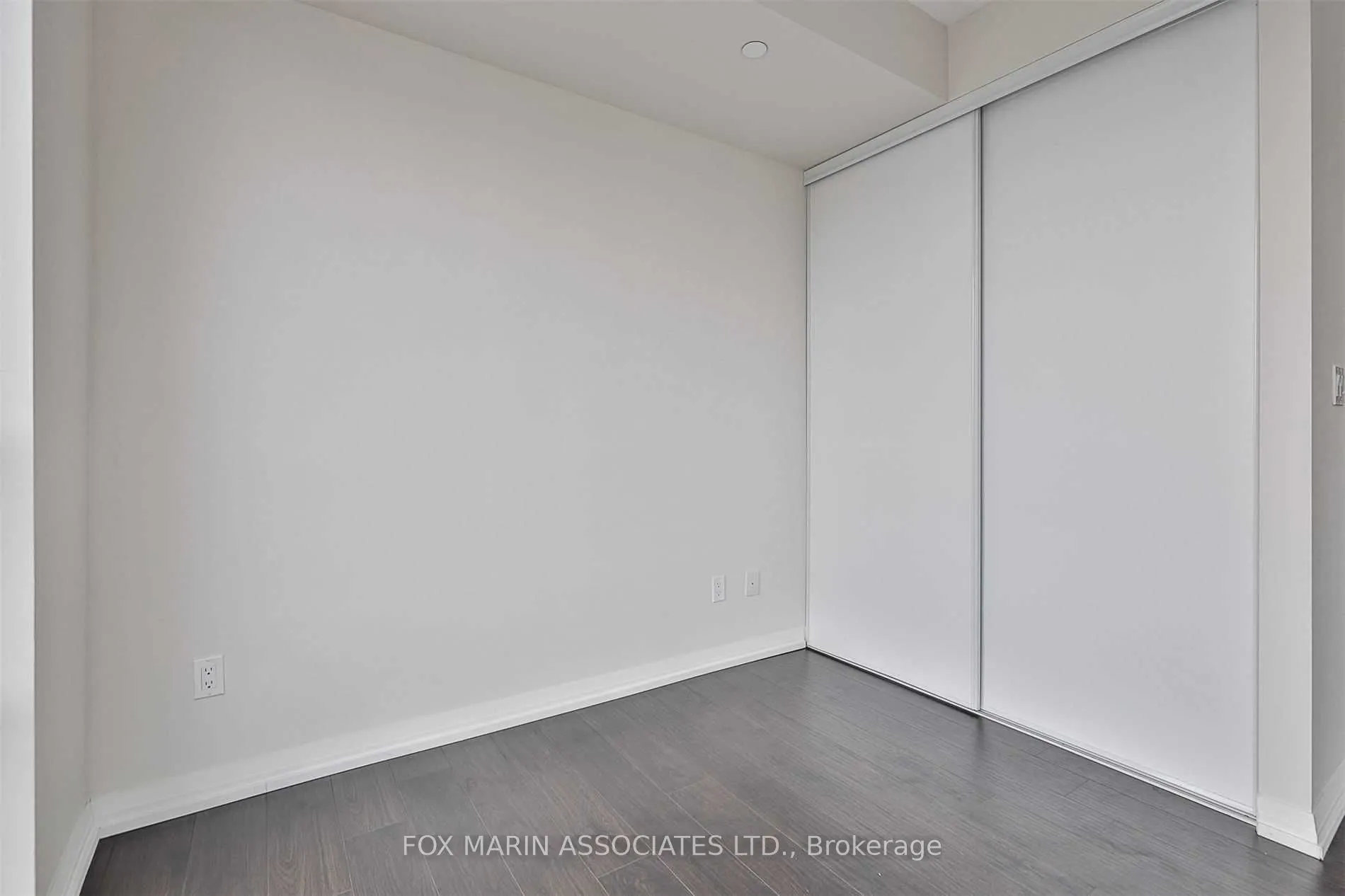 460 Adelaide Street E, #1720