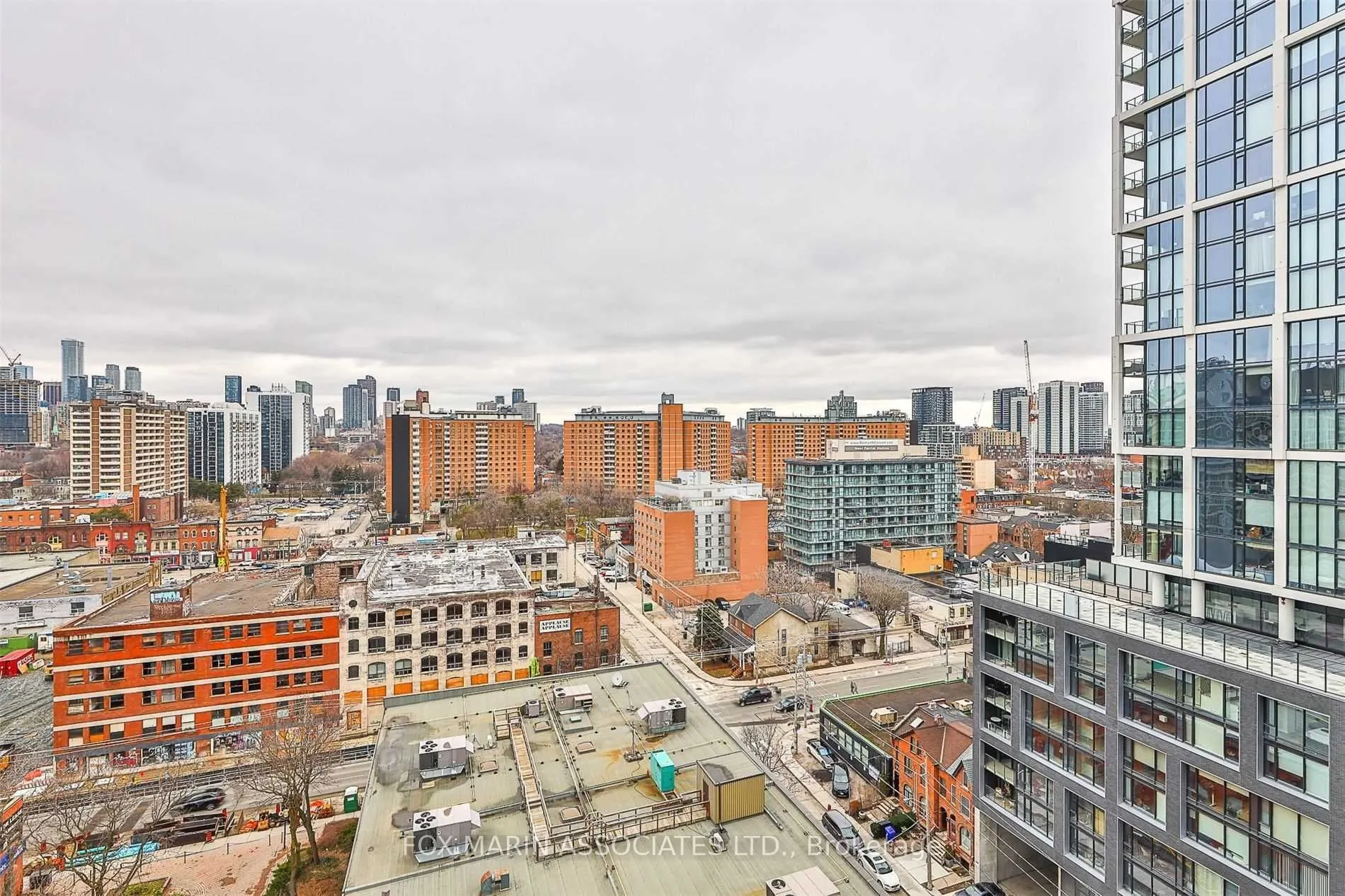 460 Adelaide Street E, #1720