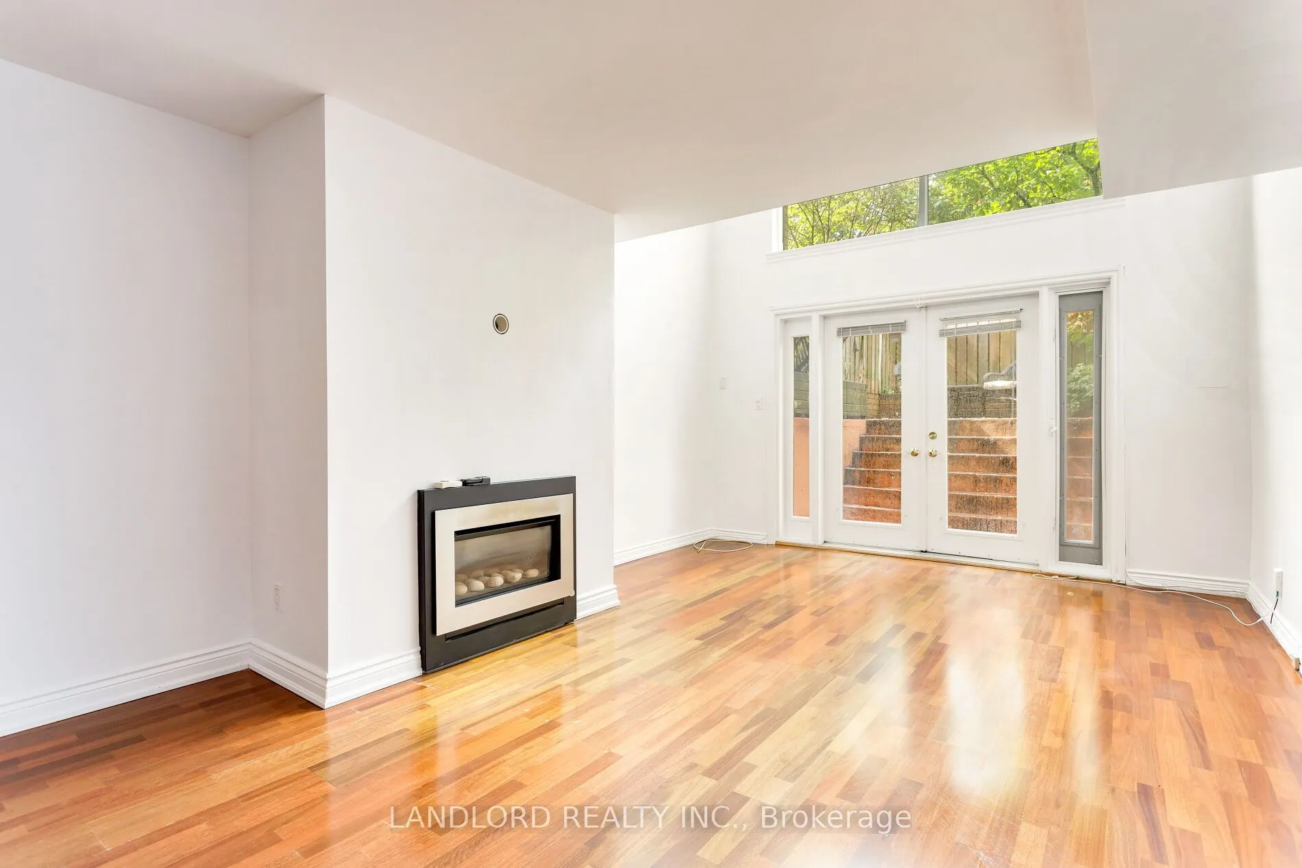 280 Sherbourne Street, #14