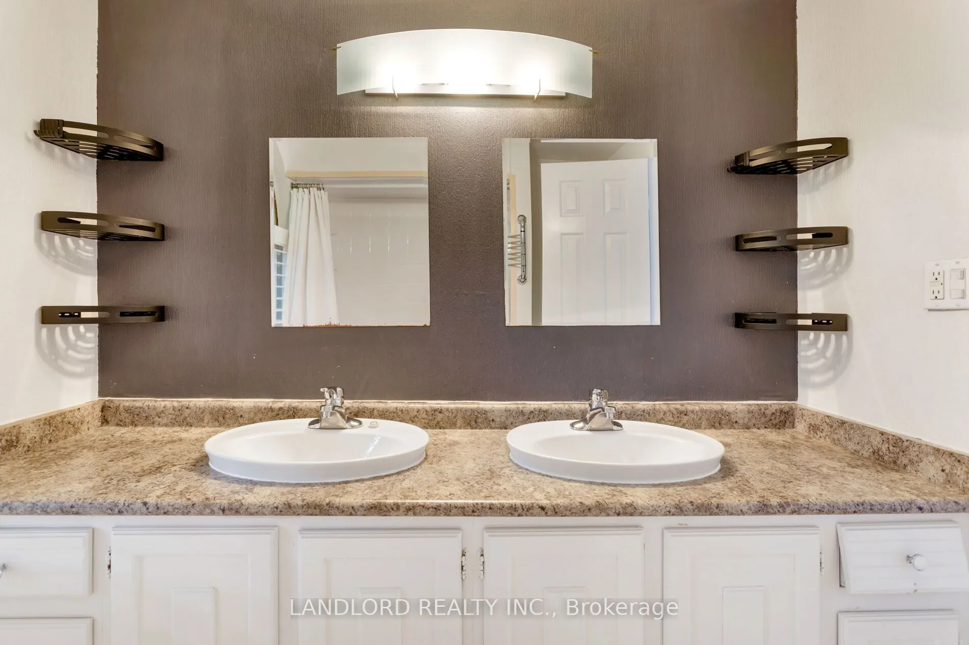 280 Sherbourne Street, #14