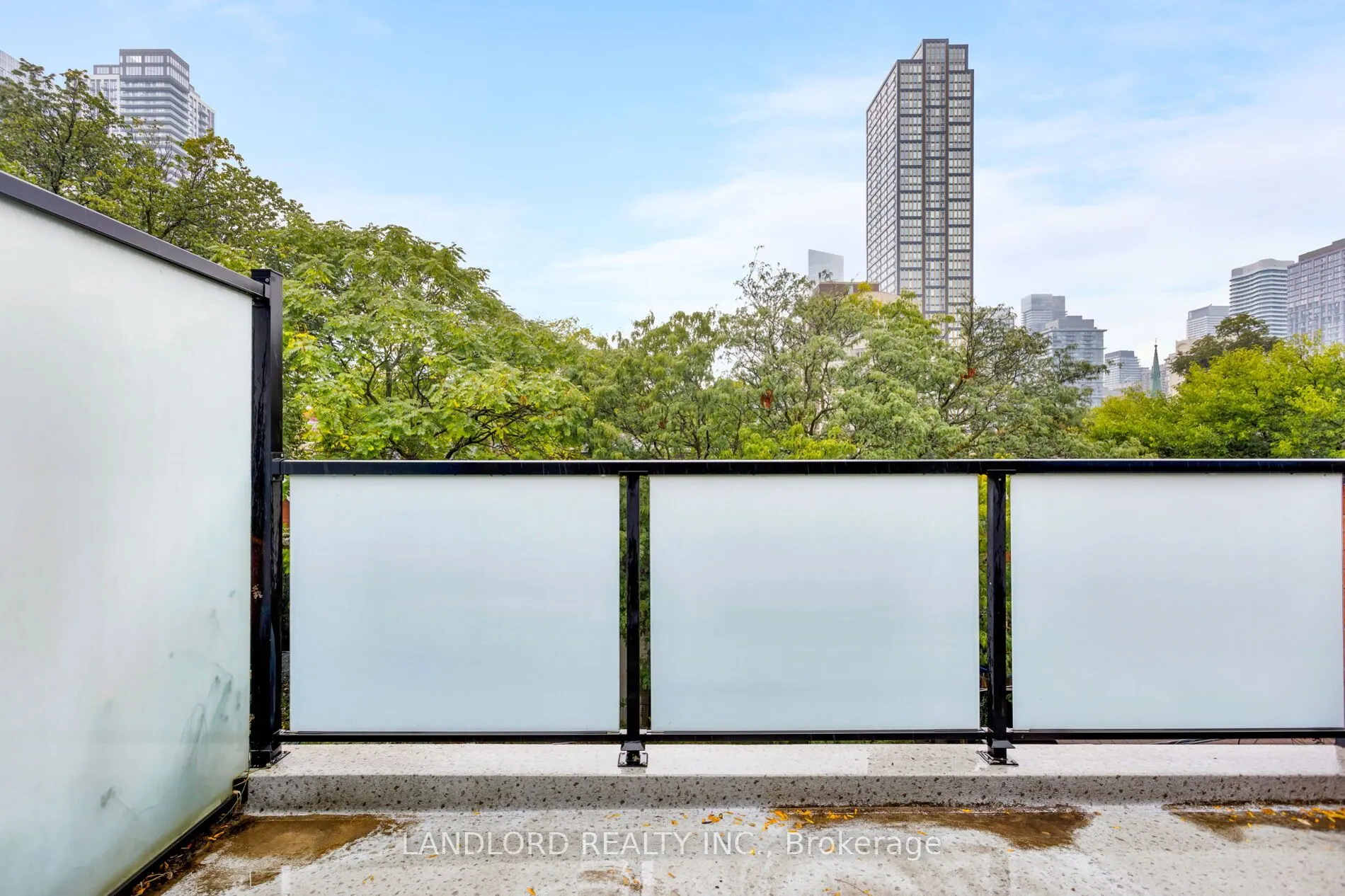 280 Sherbourne Street, #14