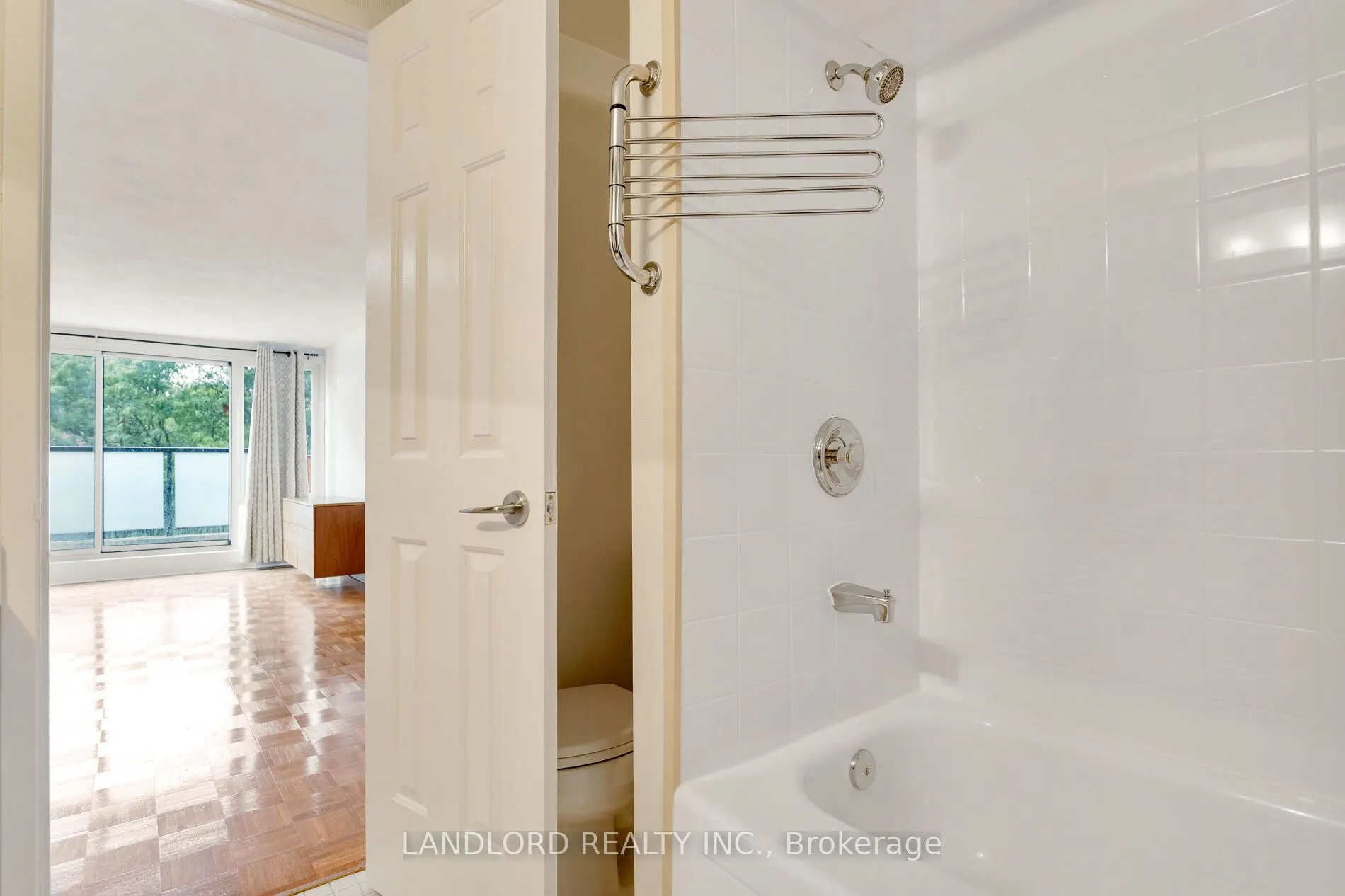 280 Sherbourne Street, #14