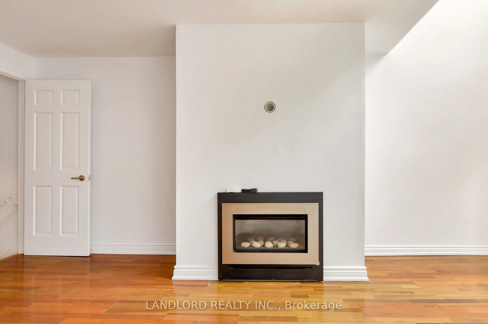 280 Sherbourne Street, #14