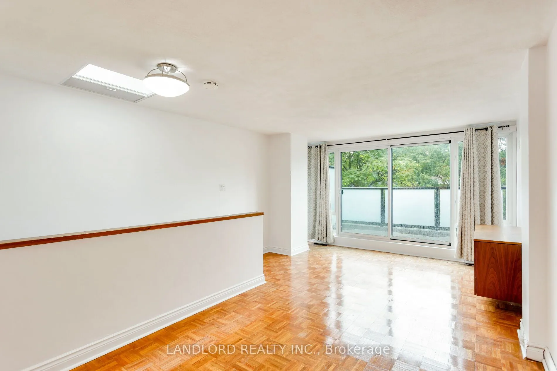 280 Sherbourne Street, #14