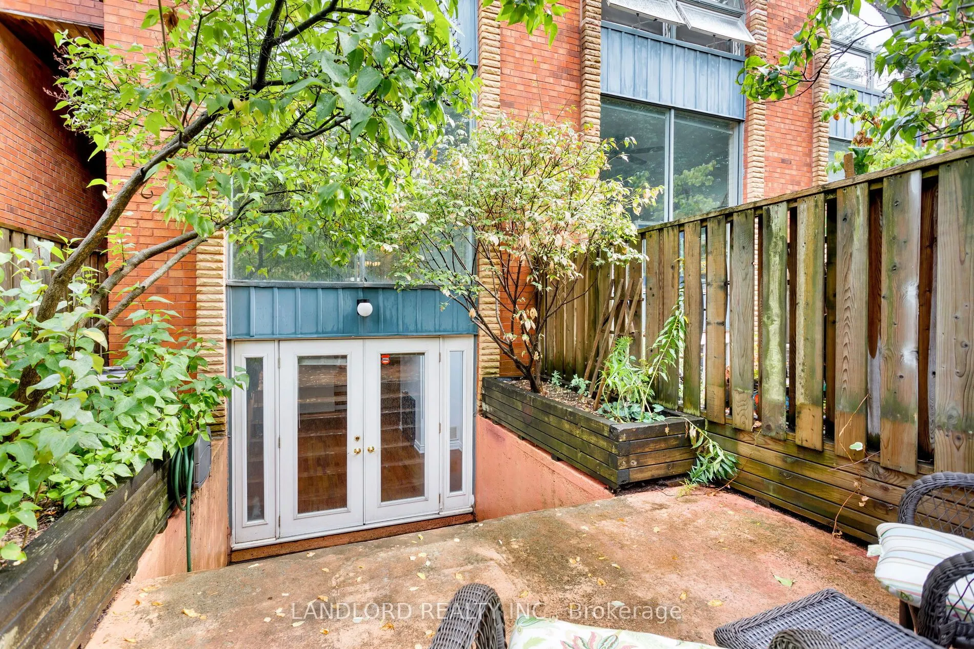 280 Sherbourne Street, #14