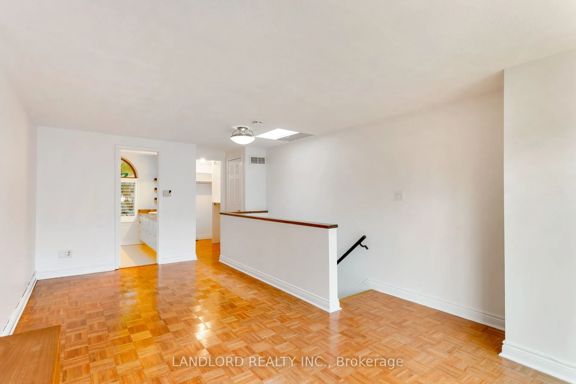 280 Sherbourne Street, #14