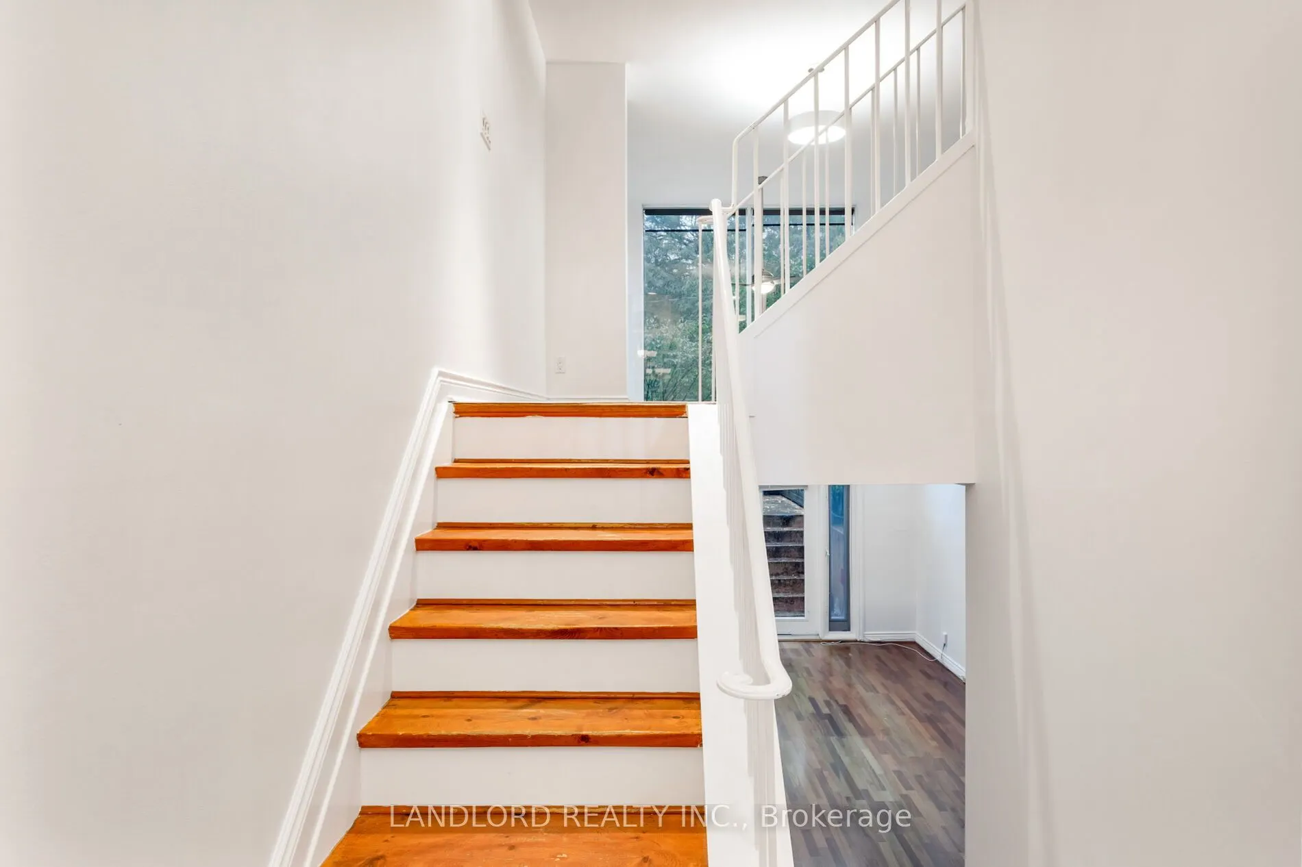 280 Sherbourne Street, #14