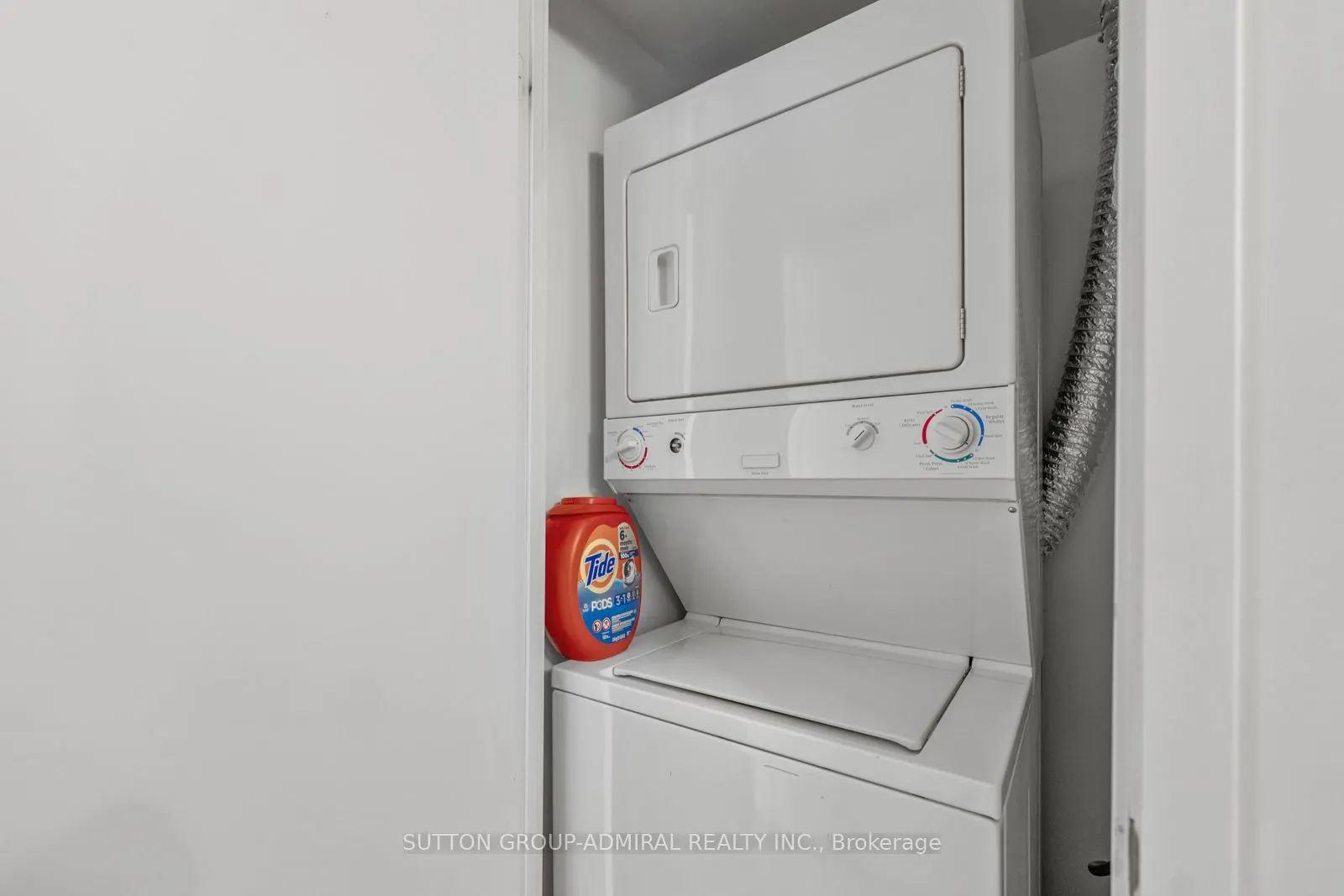 11 Brunel Court, #3711