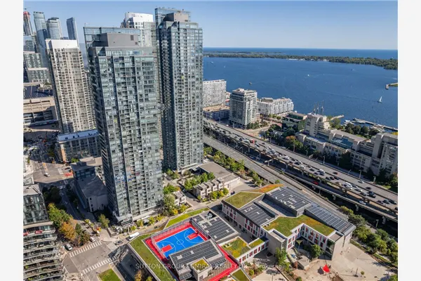 11 Brunel Court, #3711