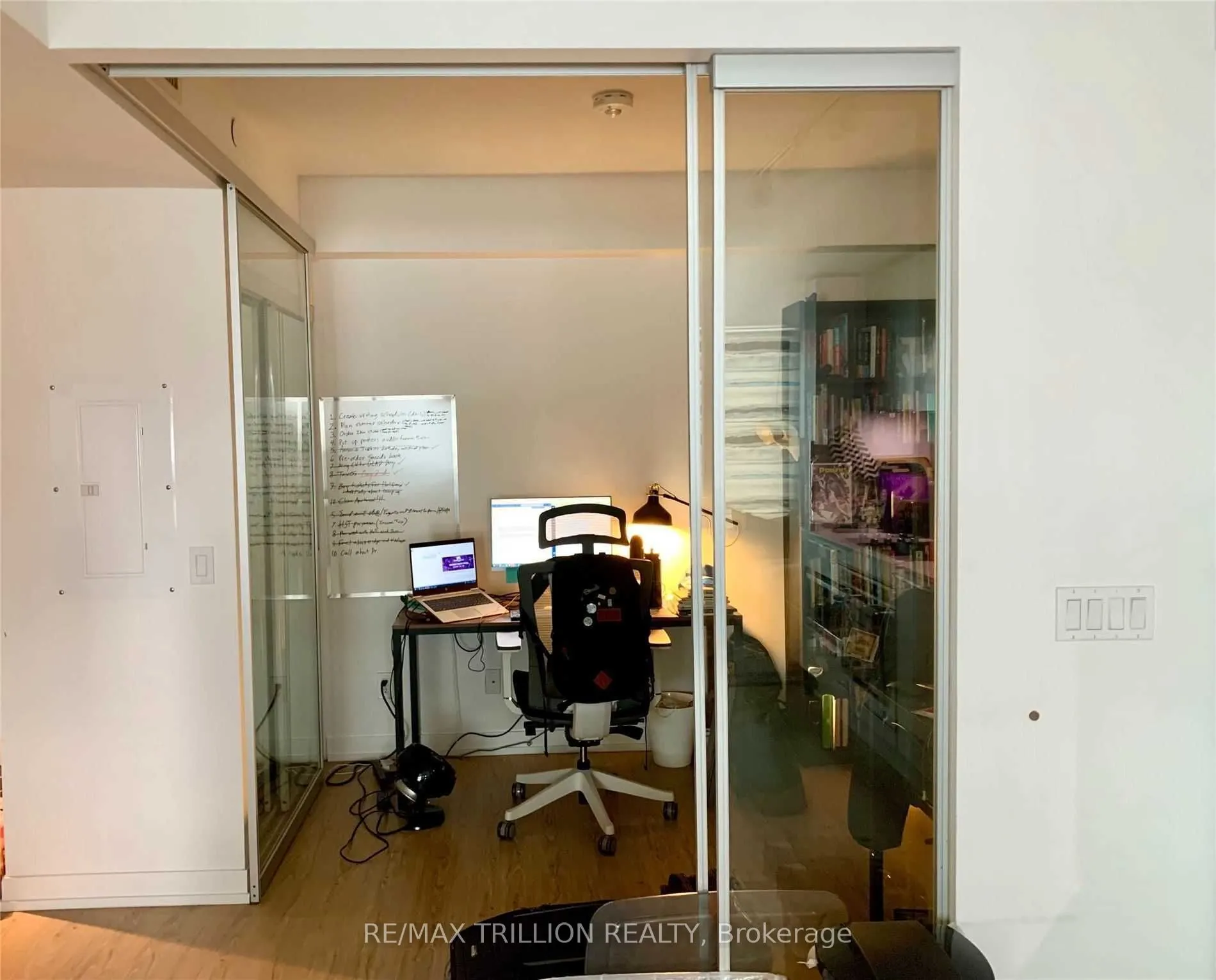 85 Wood Street, #2102