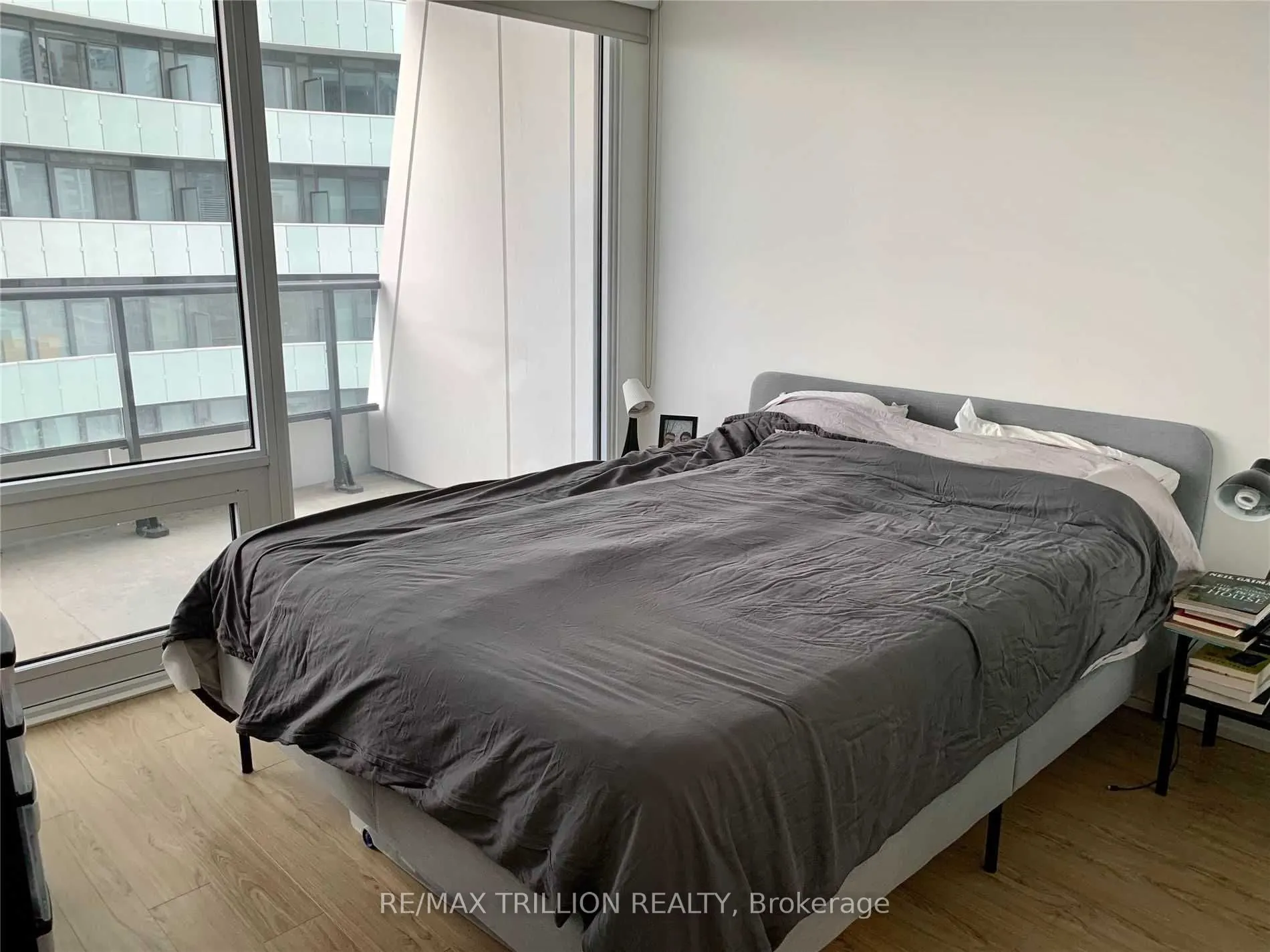 85 Wood Street, #2102