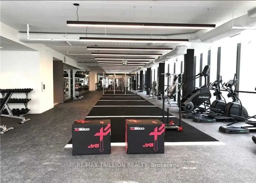 85 Wood Street, #2102