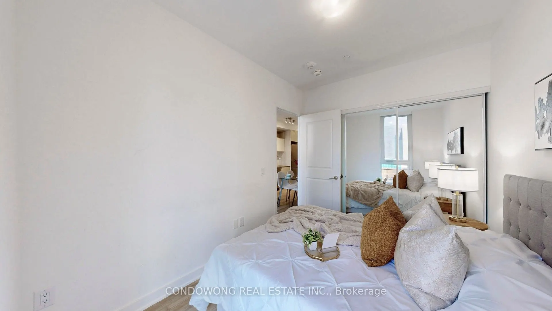 100 Dalhousie Street, #202