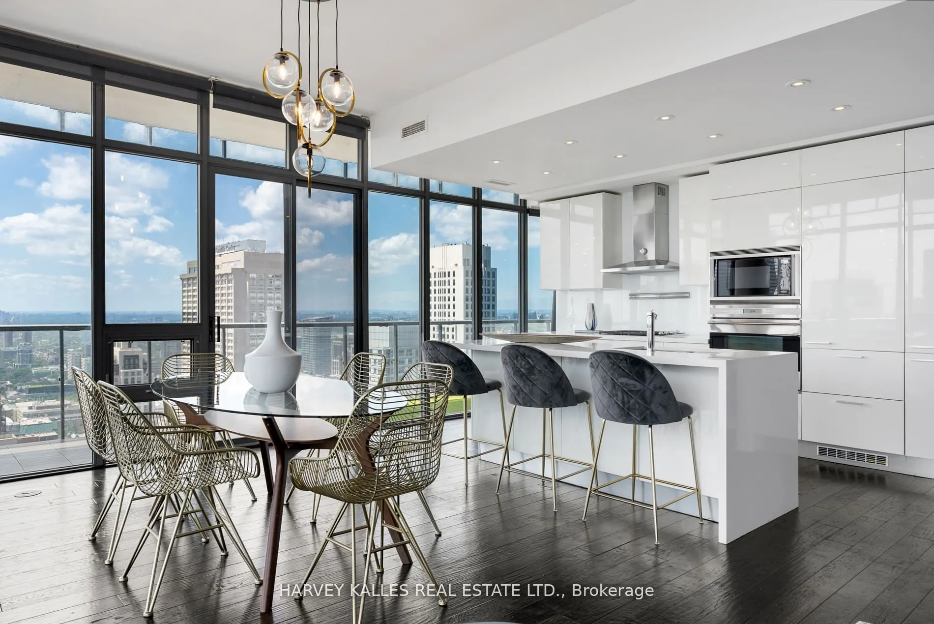 33 Charles Street E, #PH4503