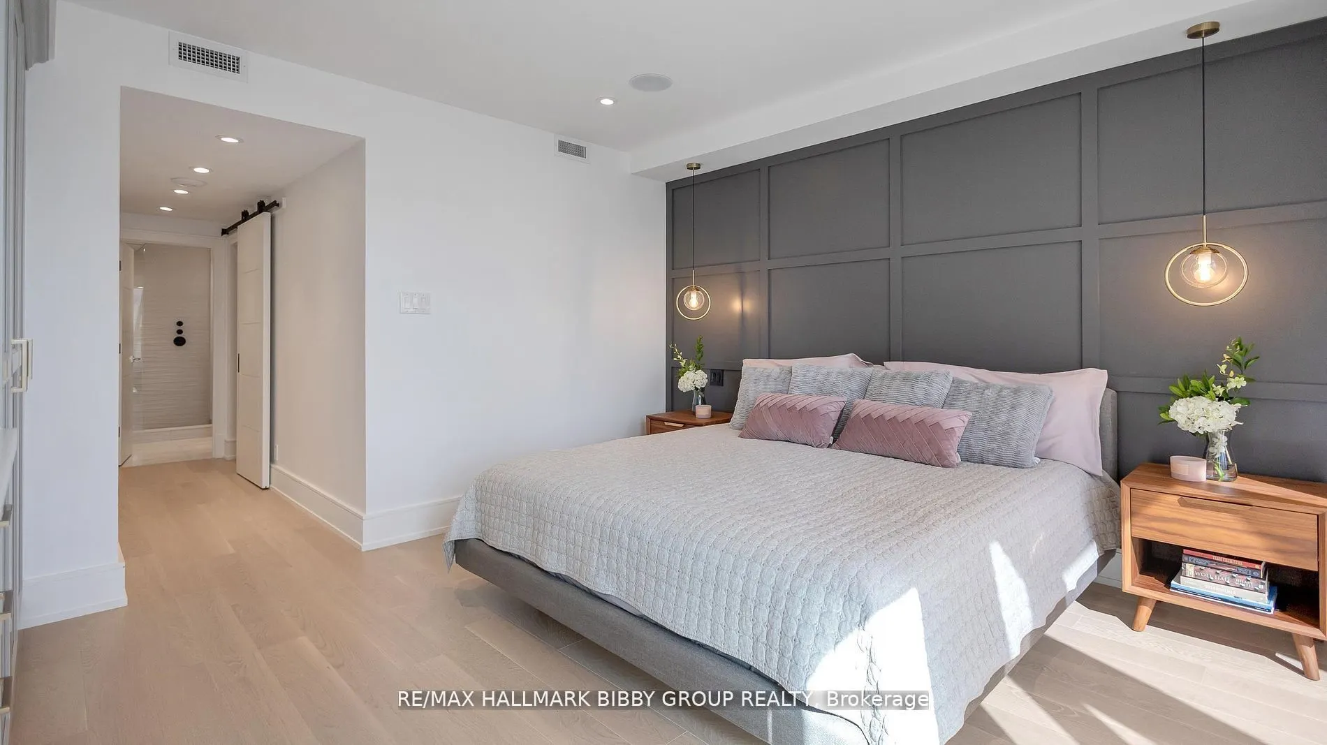 99 Harbour Square, #613