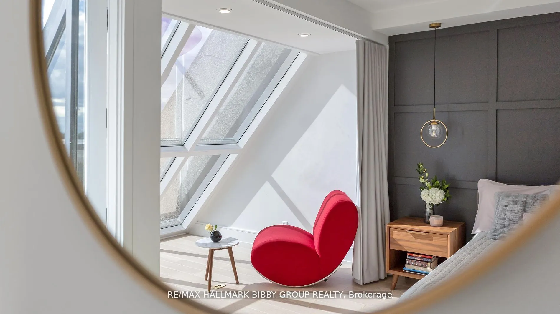 99 Harbour Square, #613