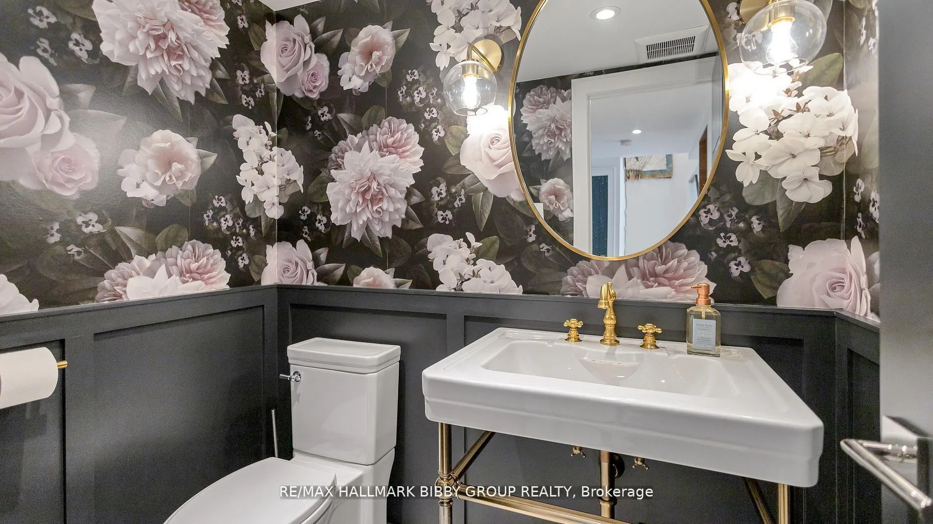 99 Harbour Square, #613