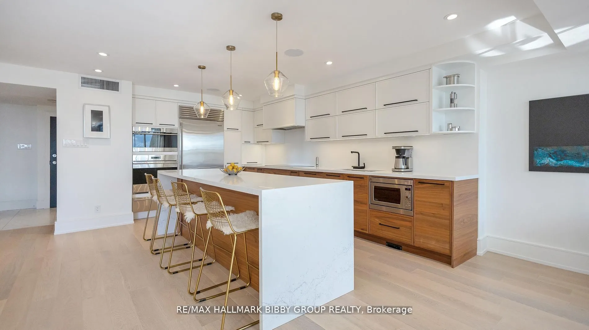 99 Harbour Square, #613