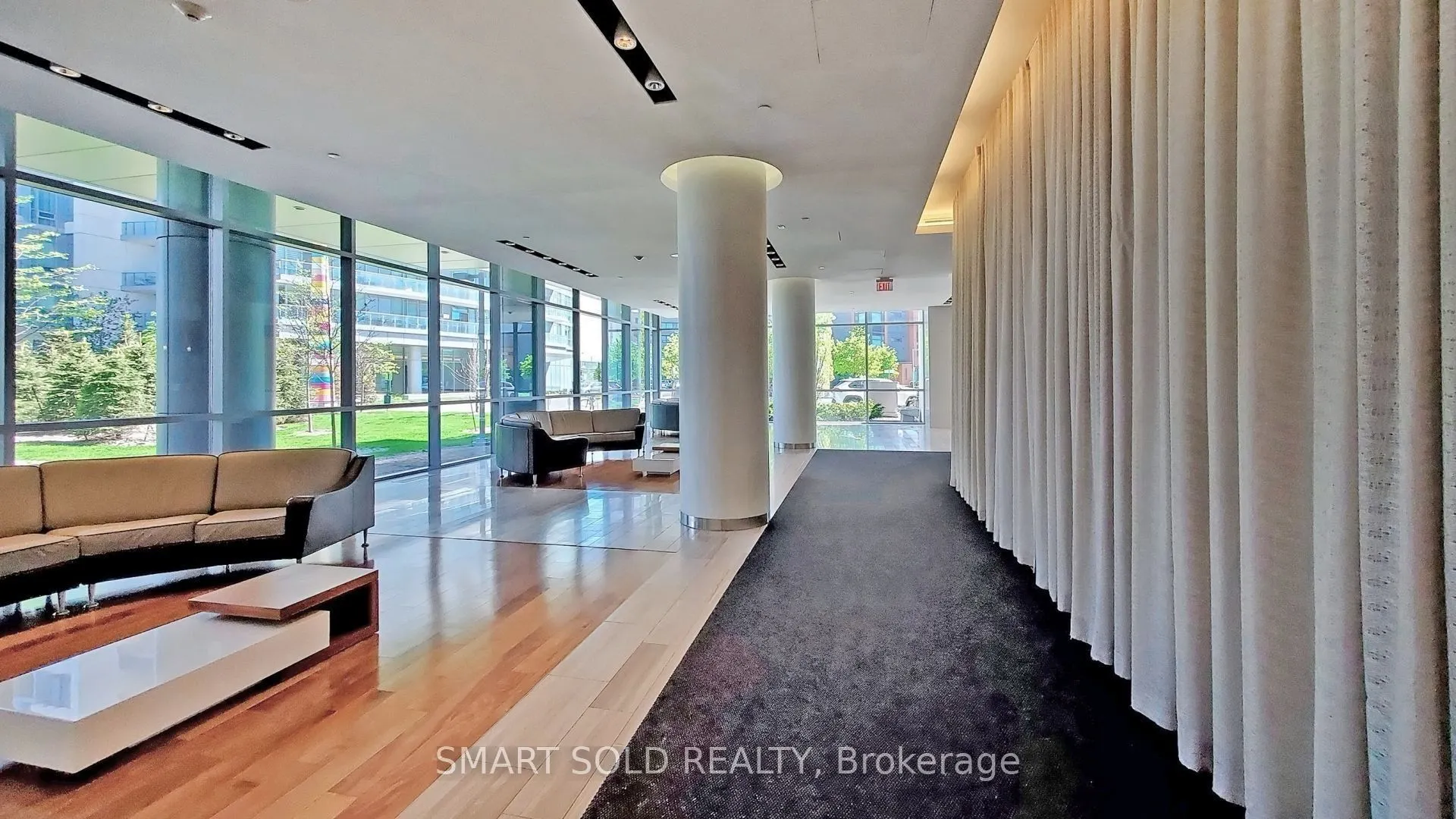 66 Forest Manor Road, #802