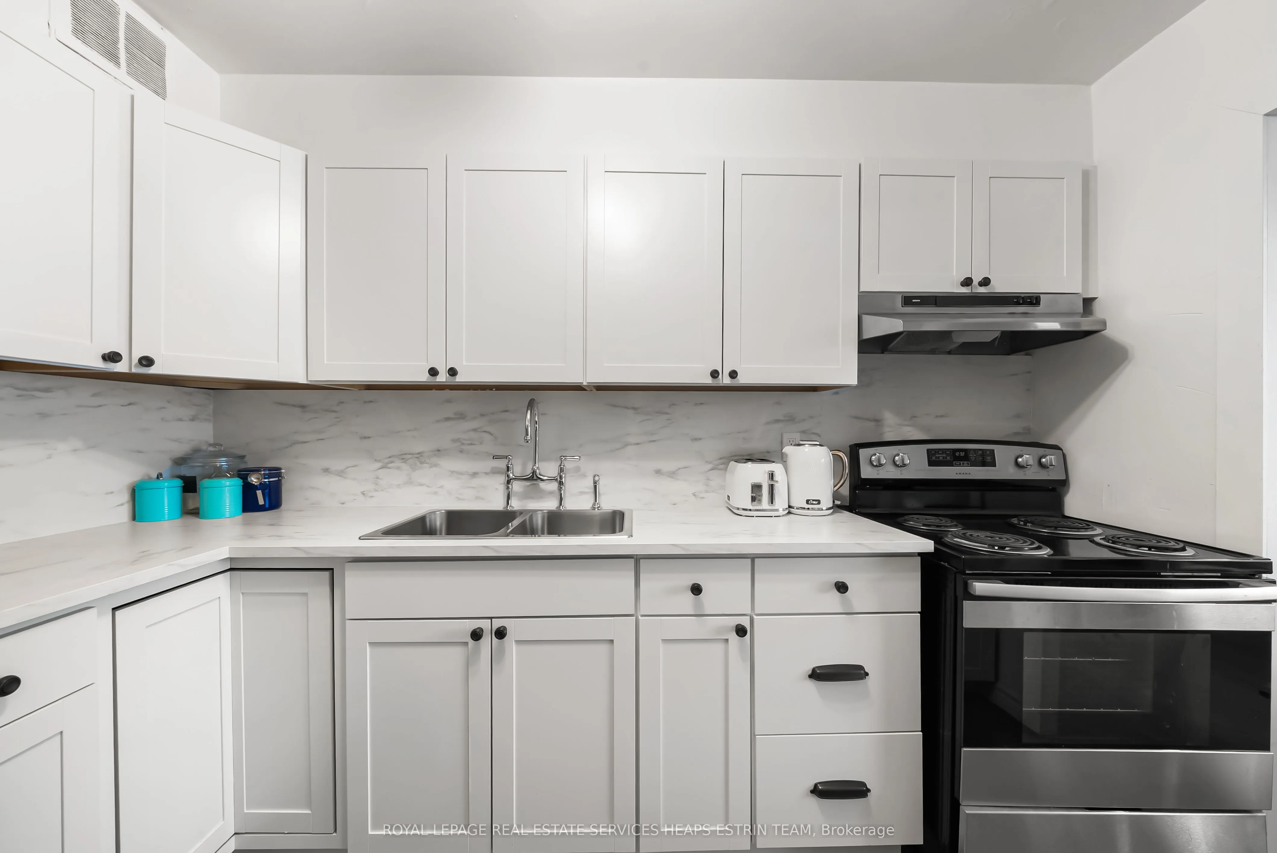 20 Forest Manor Road, #506