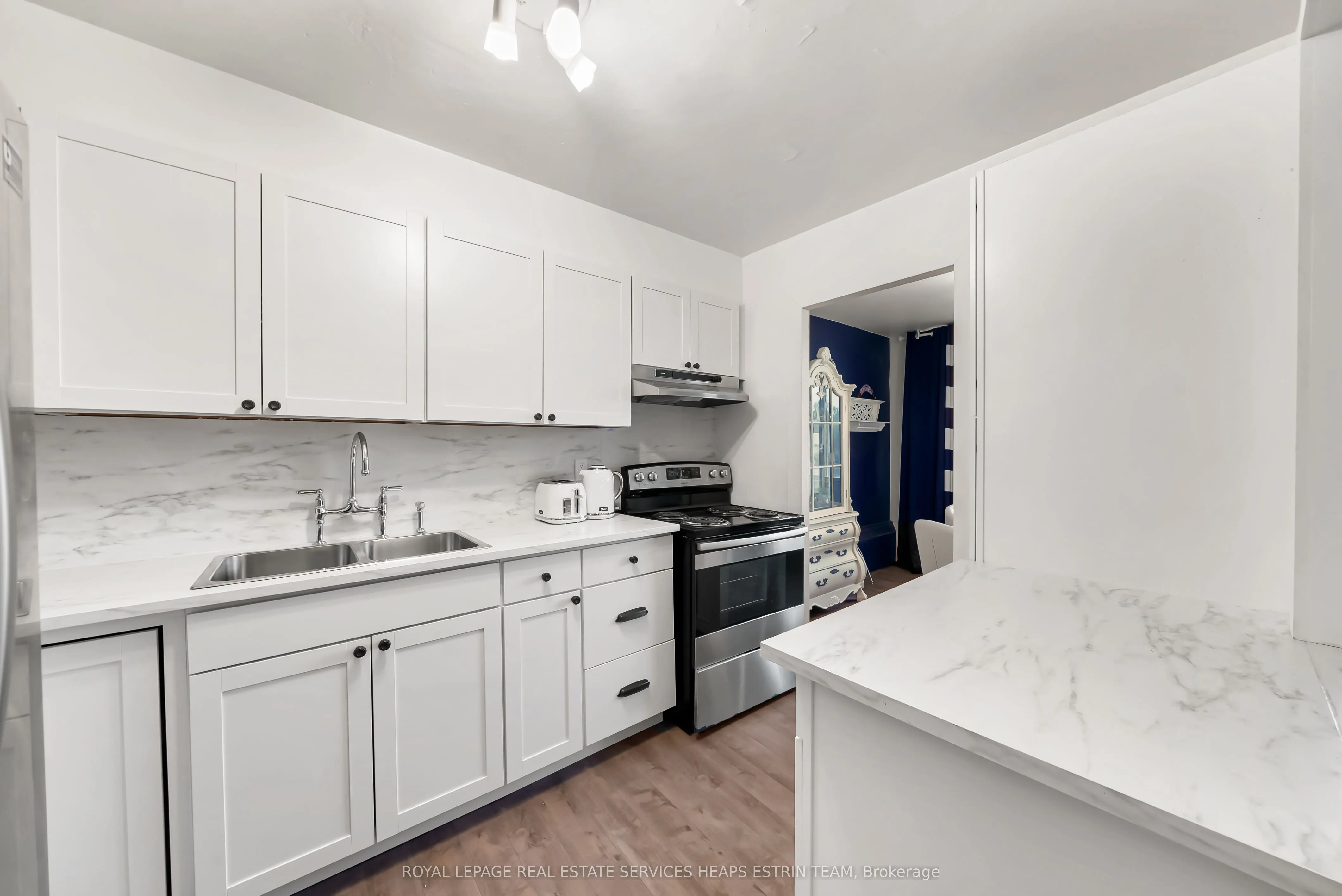 20 Forest Manor Road, #506