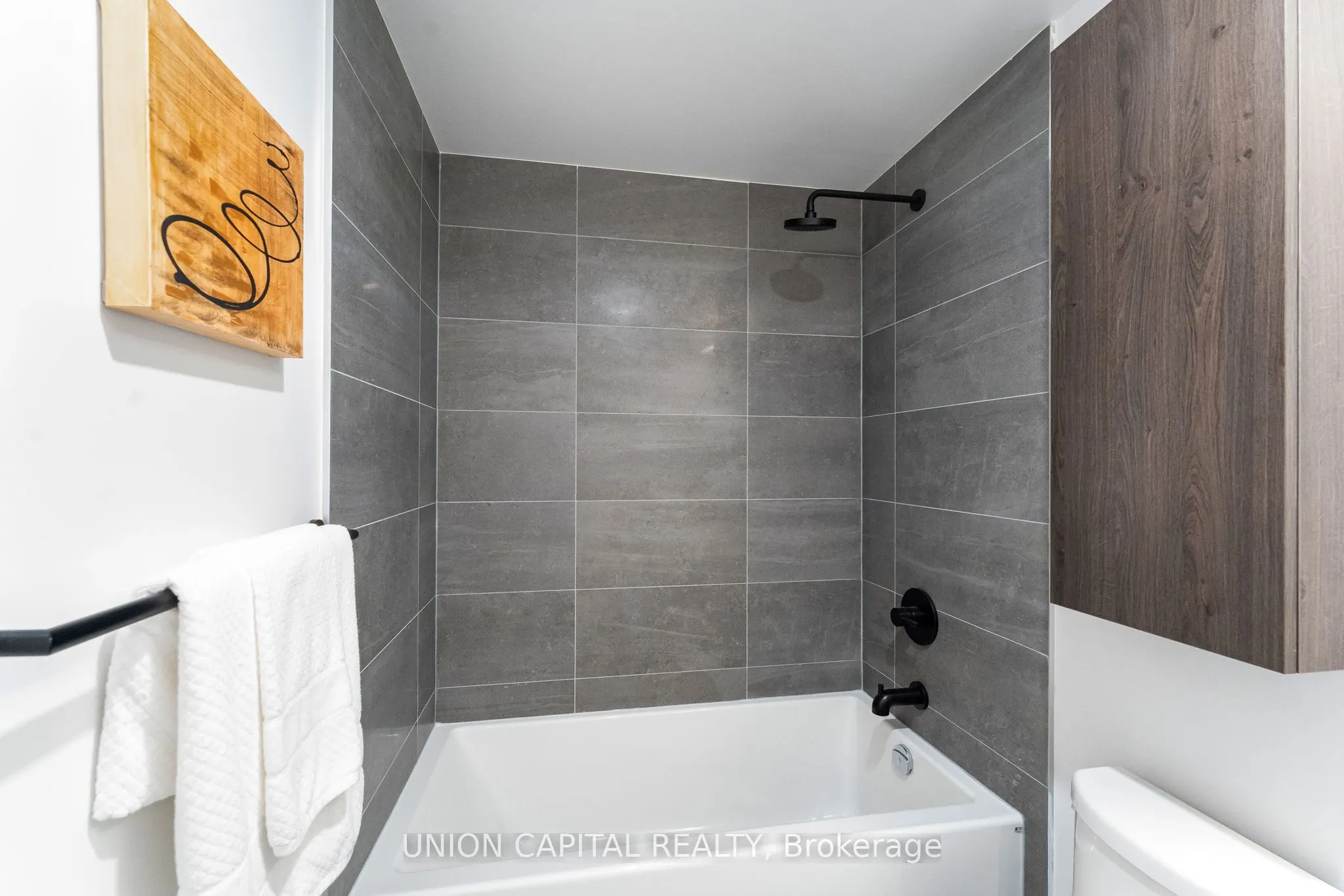 108 Peter Street, #301