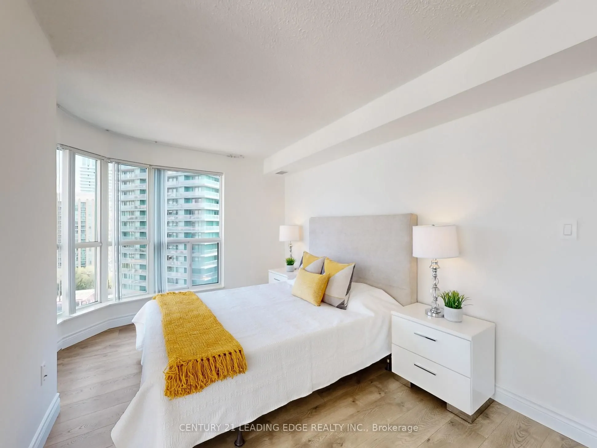 23 Lorraine Drive, #1913