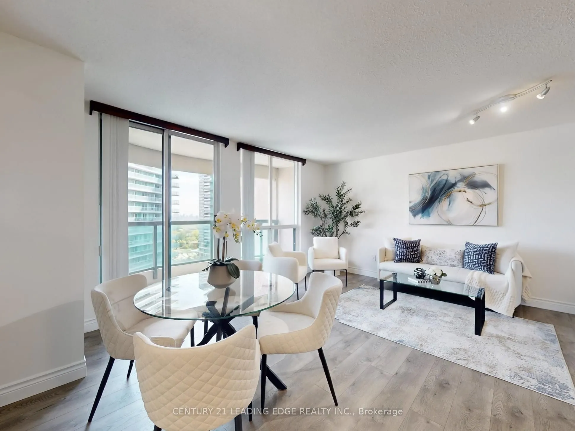 23 Lorraine Drive, #1913