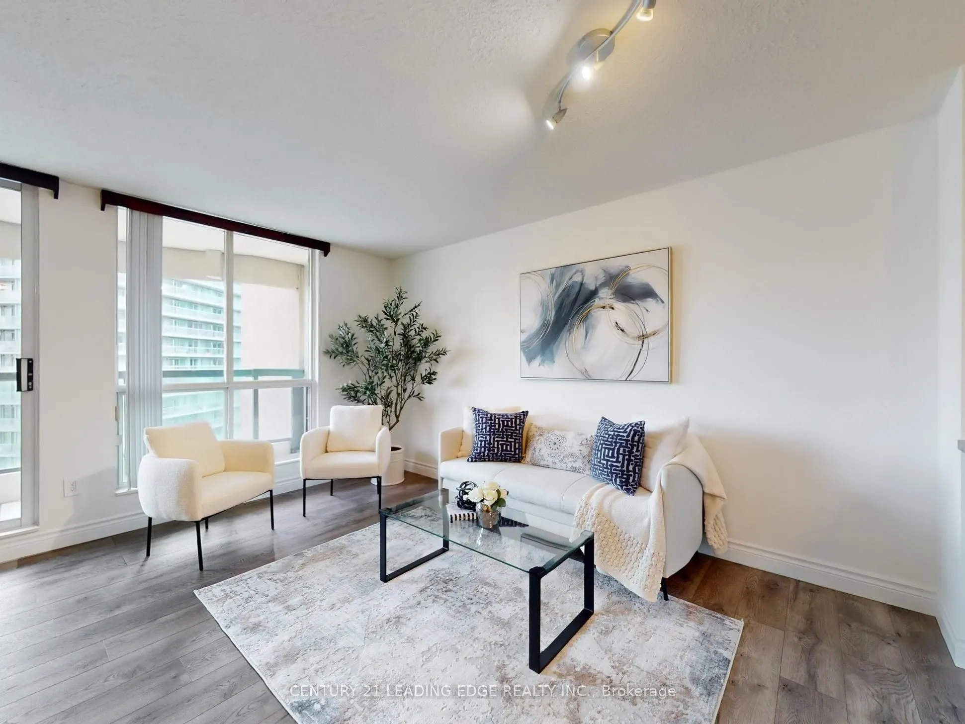 23 Lorraine Drive, #1913