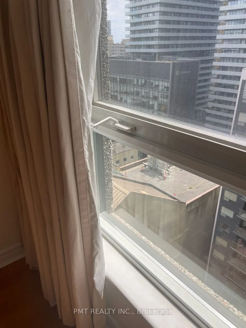 55 Bloor Street E, #1801