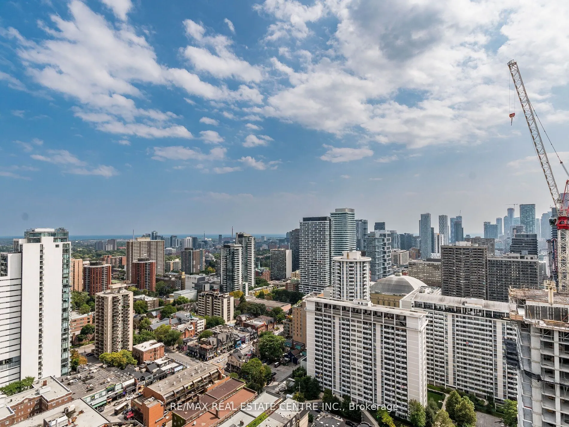 28 Wellesley Street, #3302