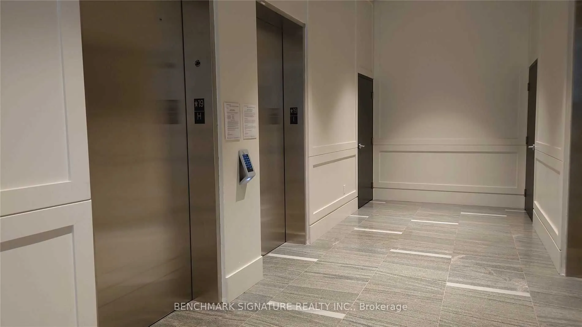 488 University Avenue, #2805