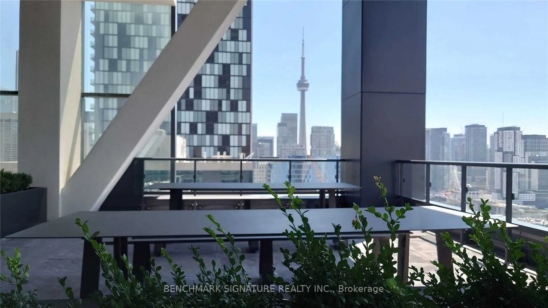 488 University Avenue, #2805