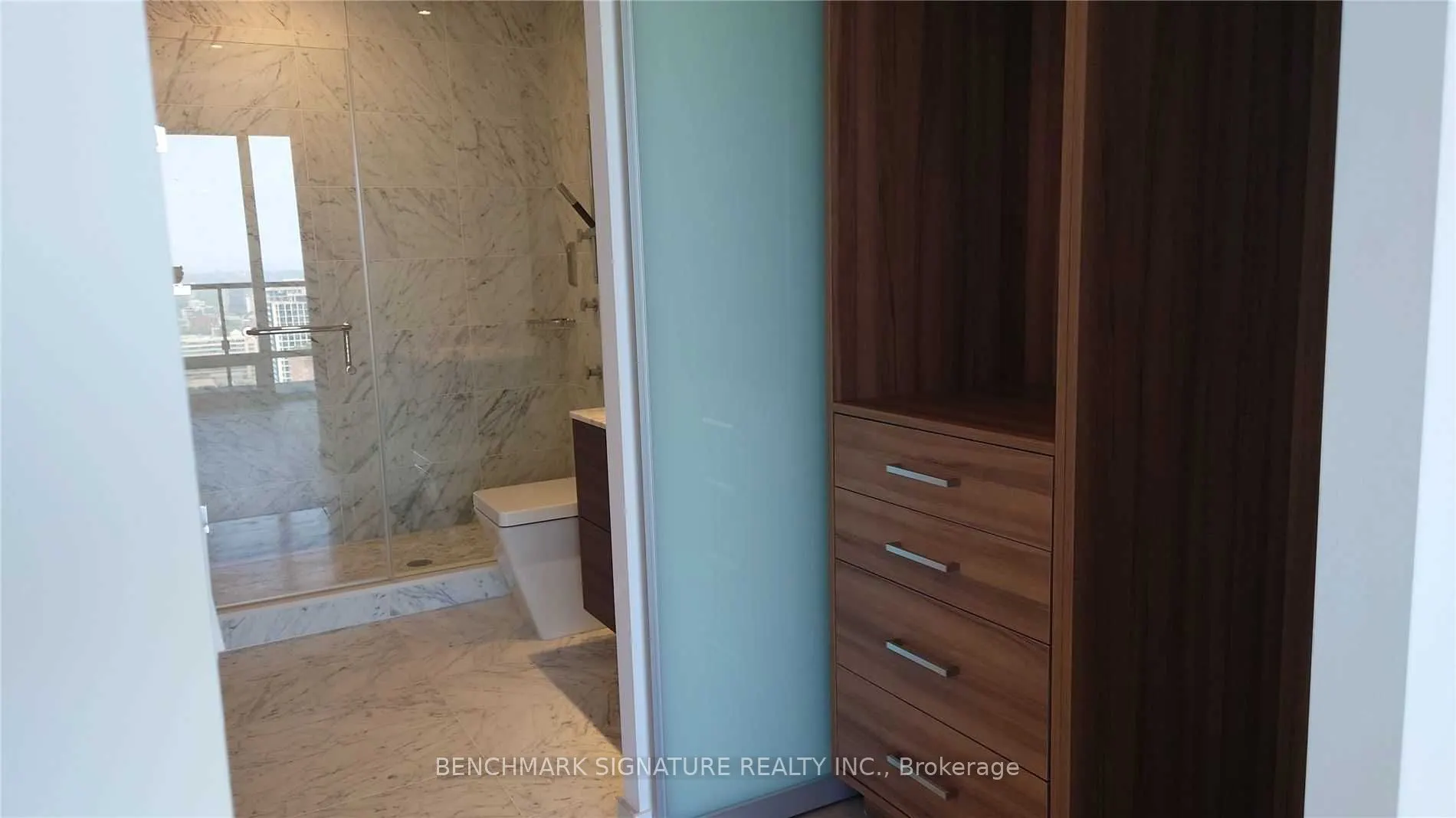 488 University Avenue, #2805