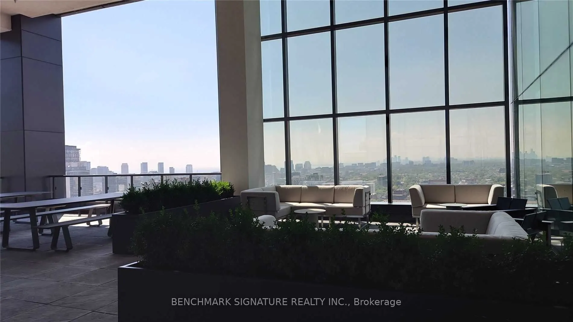 488 University Avenue, #2805