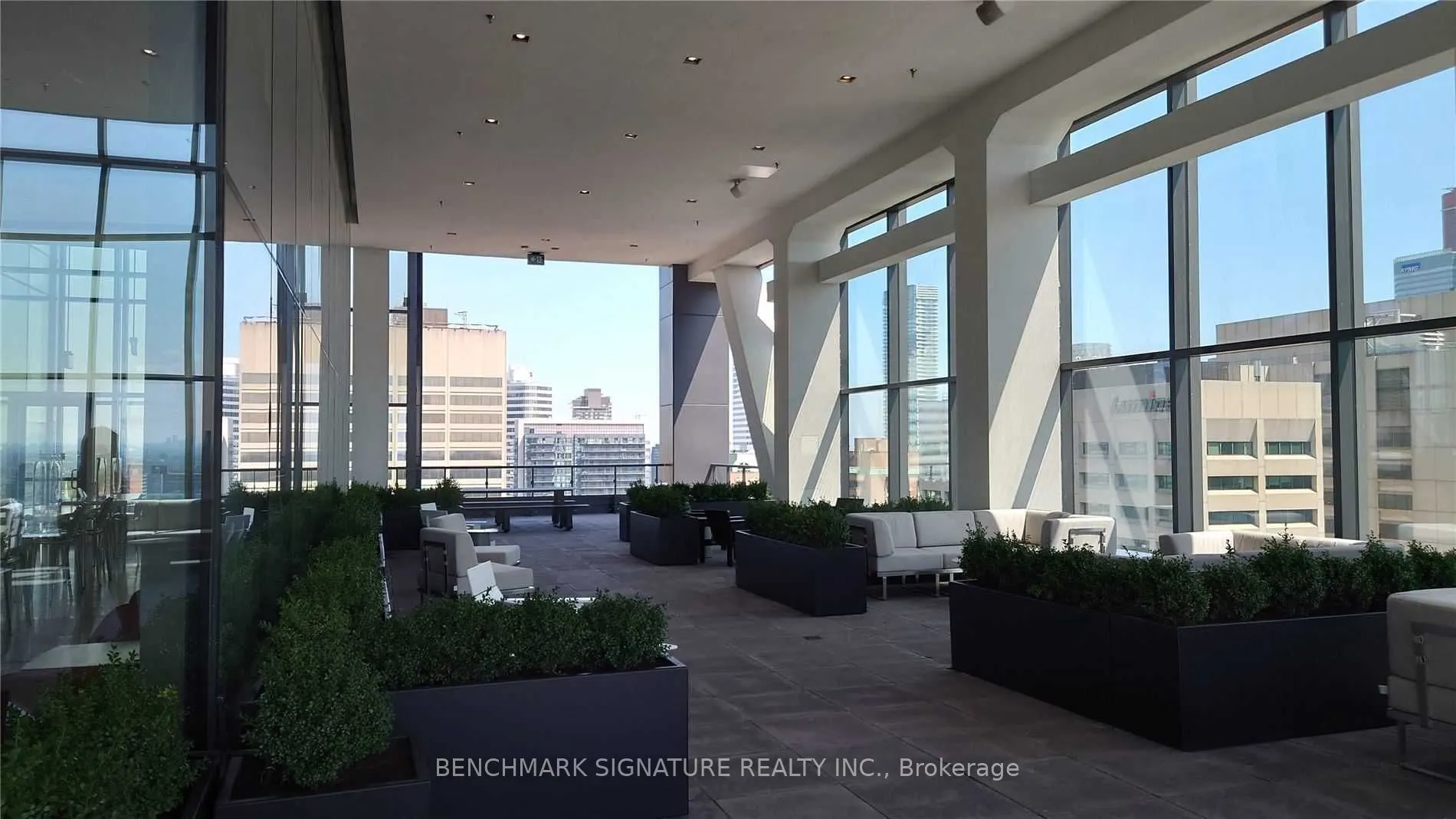 488 University Avenue, #2805