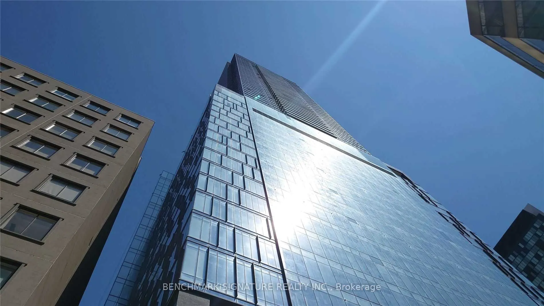 488 University Avenue, #2805