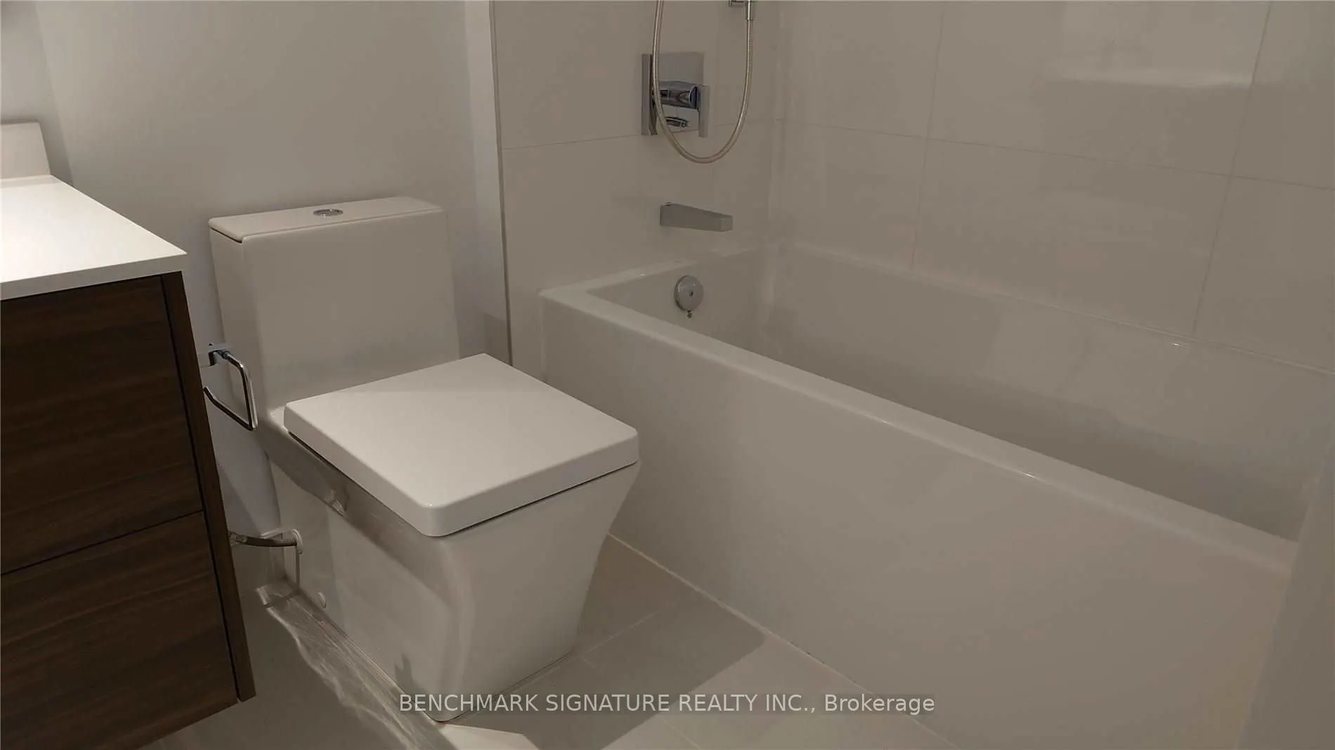 488 University Avenue, #2805