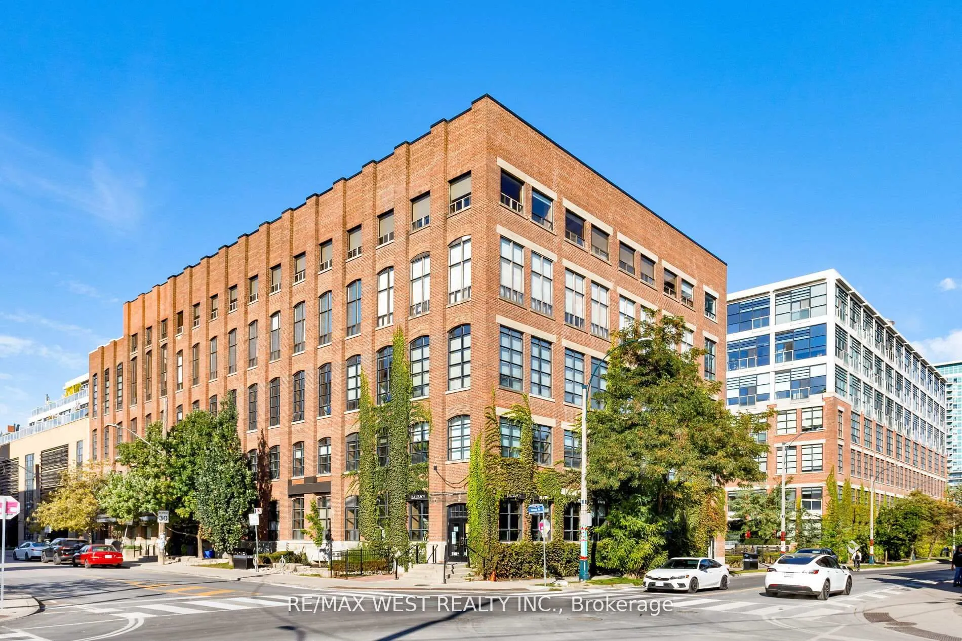 43 Hanna Avenue, #115