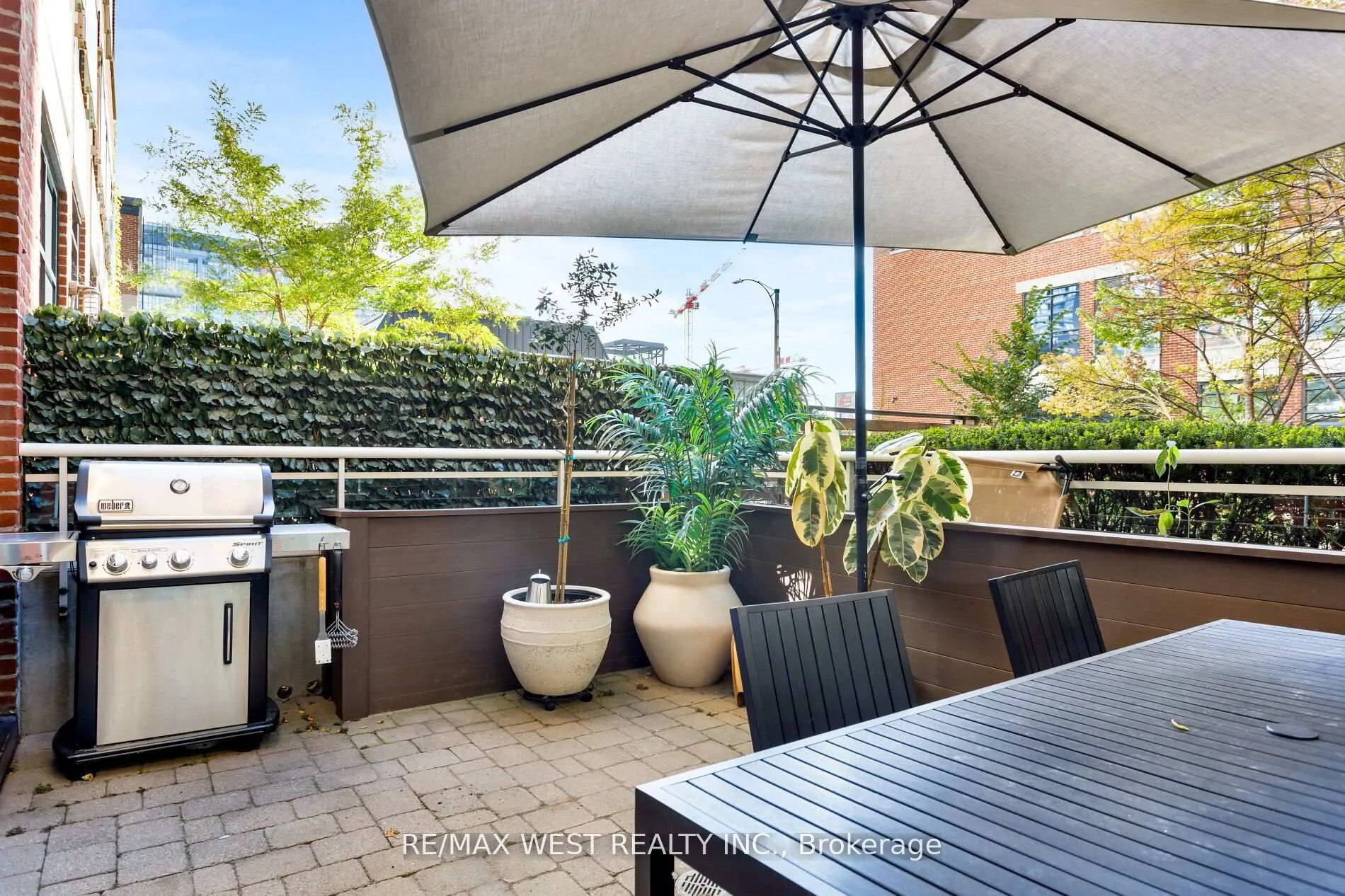 43 Hanna Avenue, #115