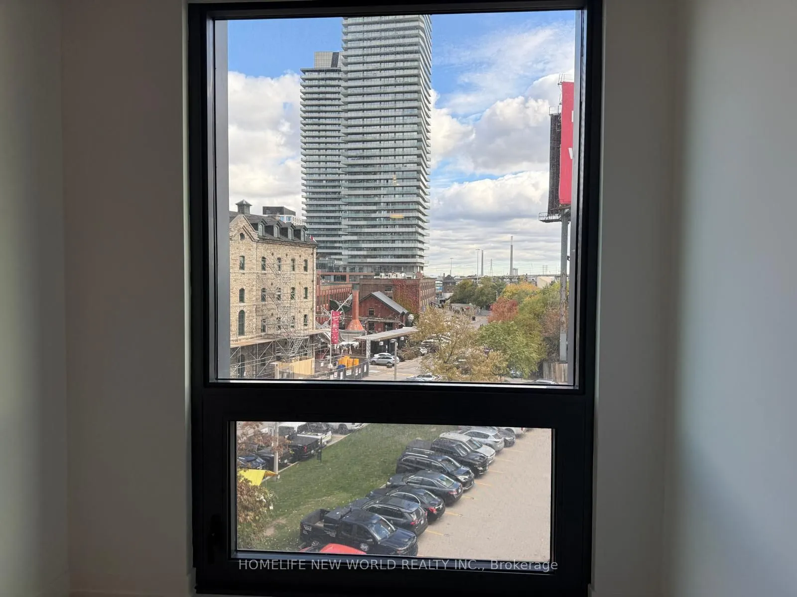 35 Parliament Street, #409