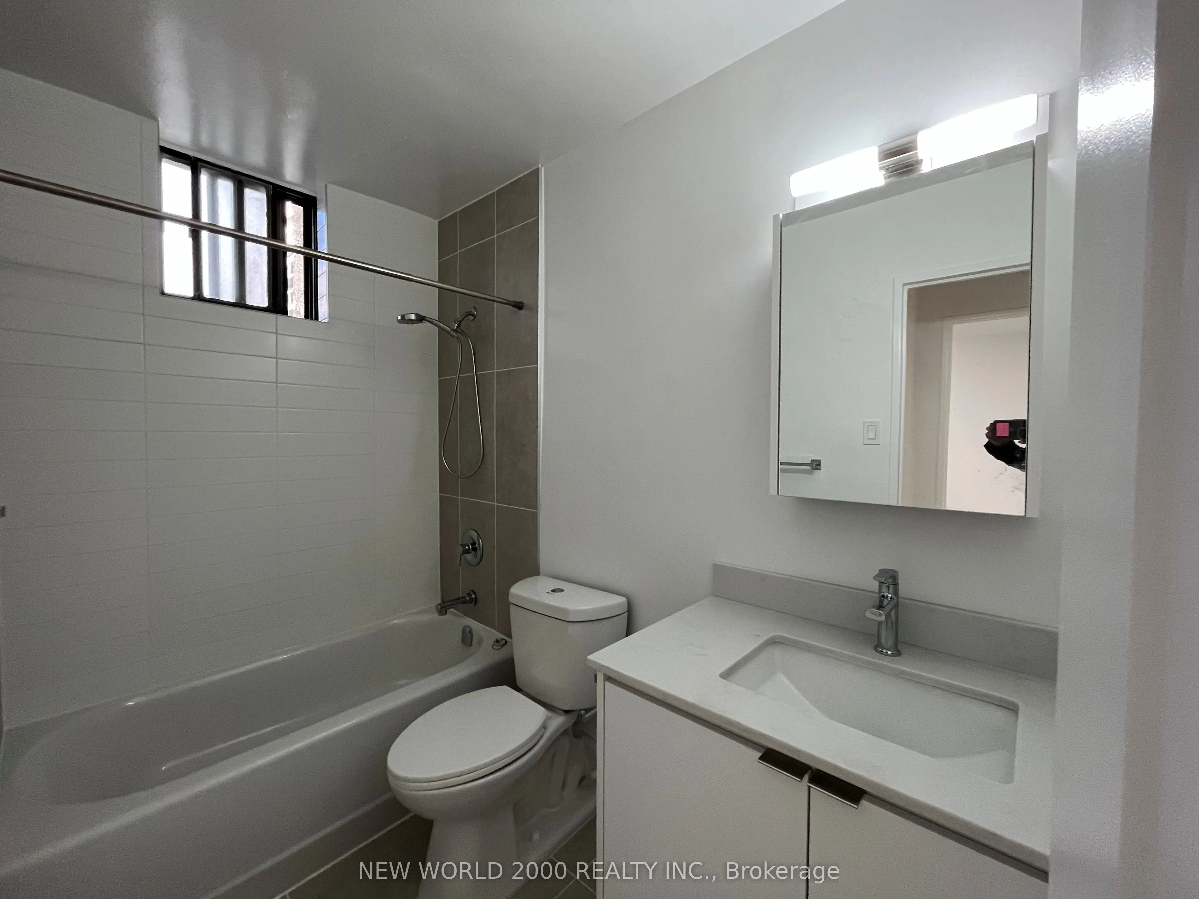 101 Roehampton Avenue, #1503