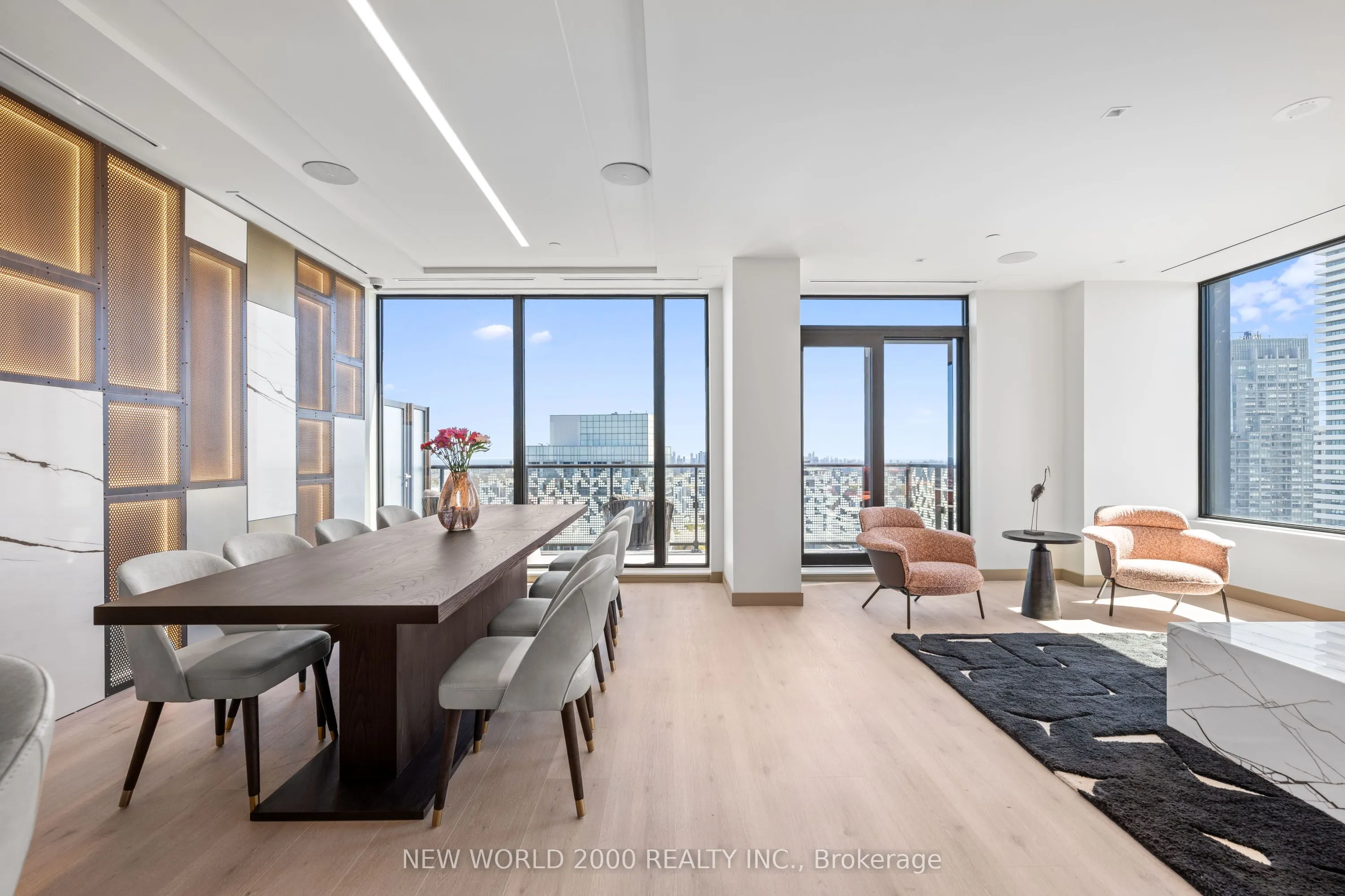 101 Roehampton Avenue, #1503