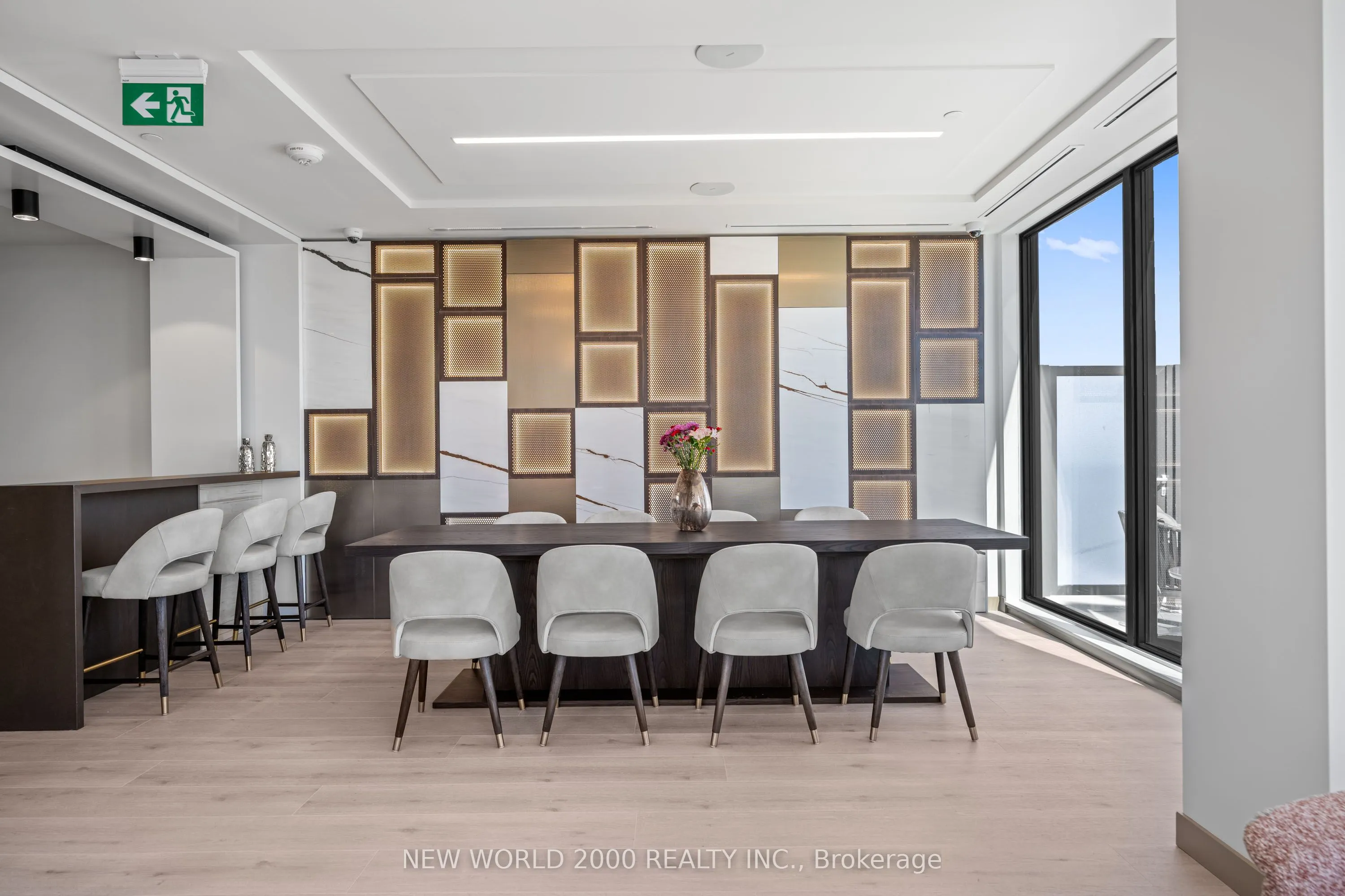 101 Roehampton Avenue, #1503