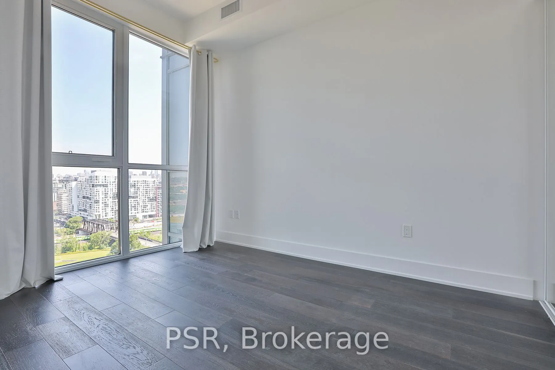 38 Iannuzzi Street, #LPH05