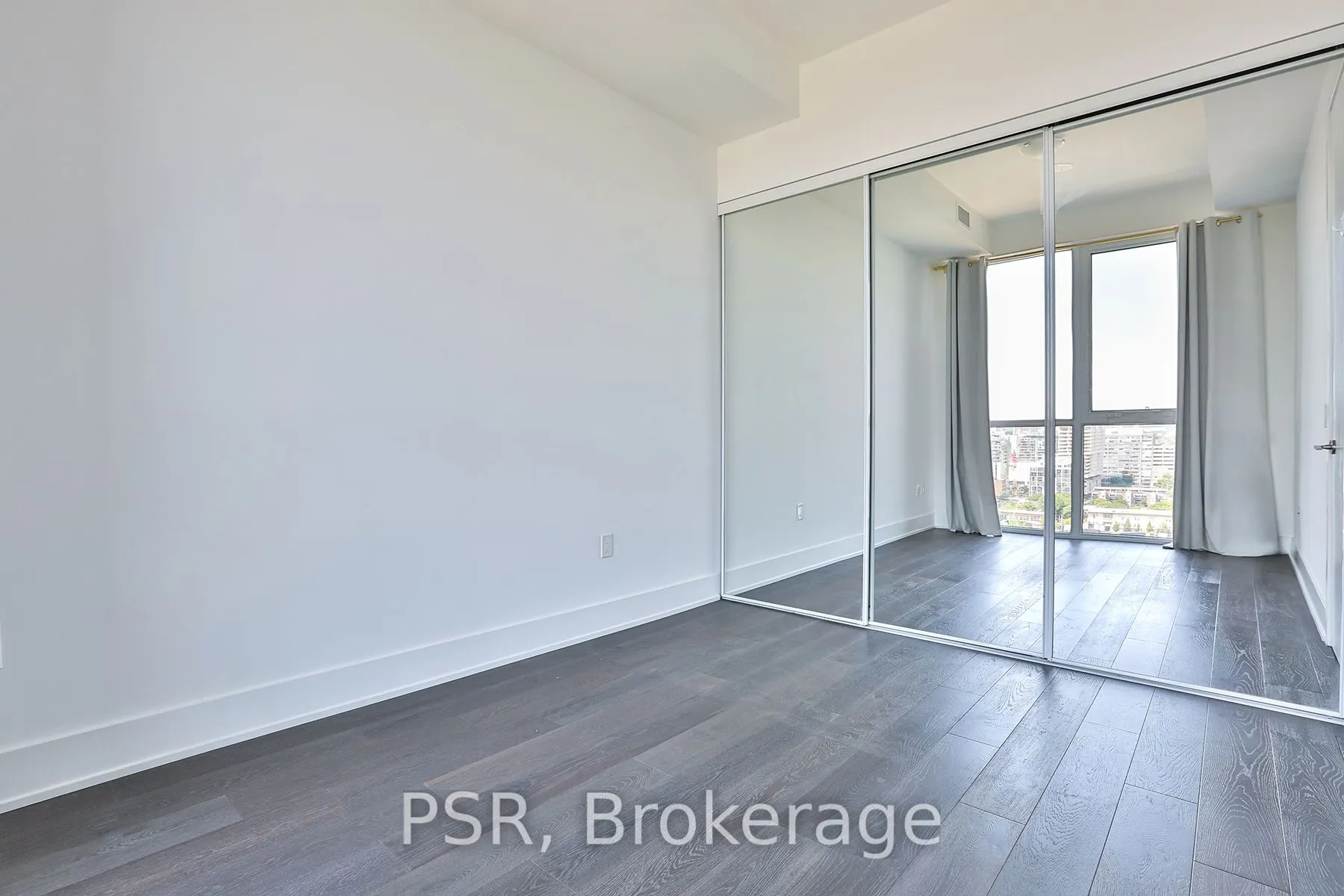 38 Iannuzzi Street, #LPH05