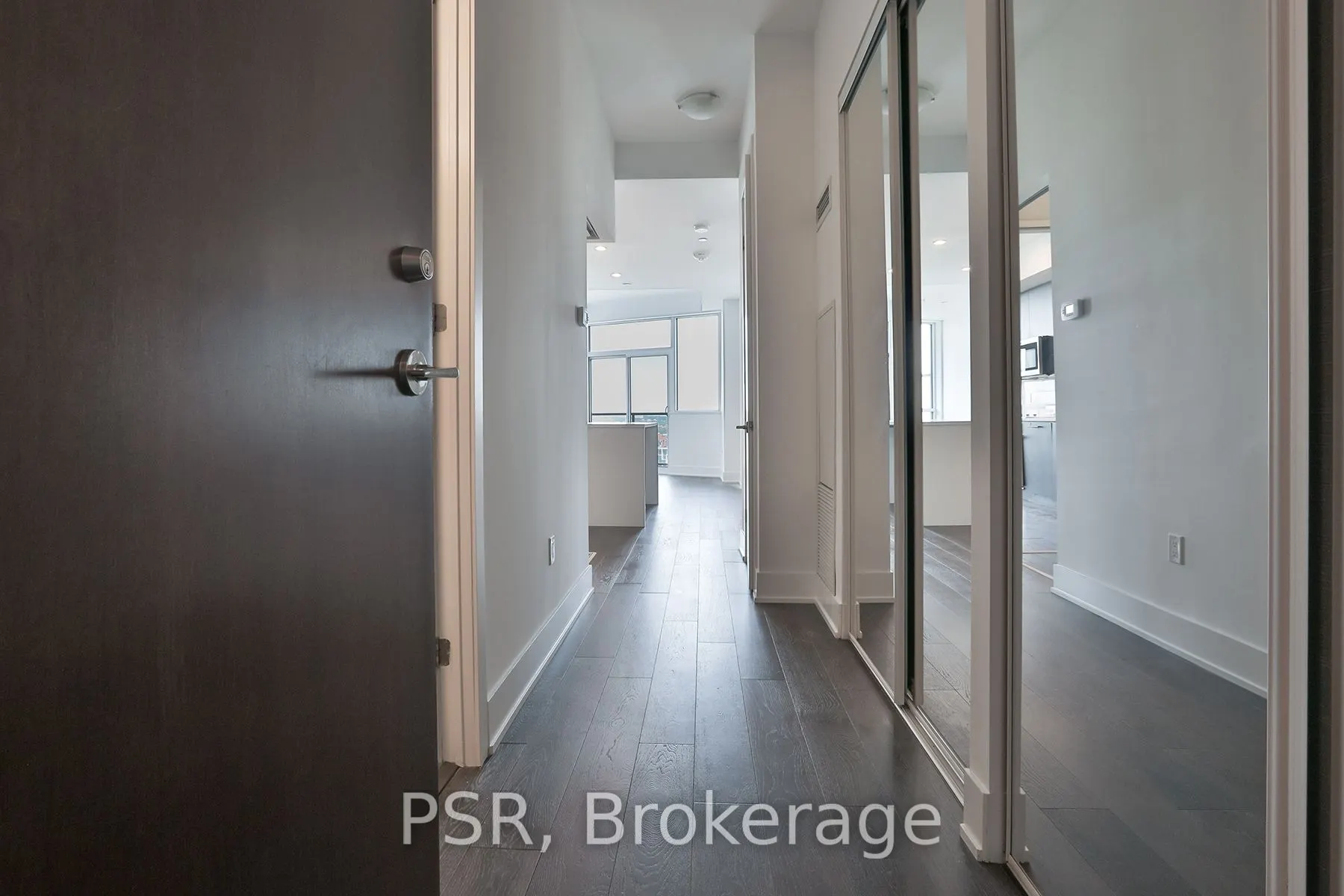 38 Iannuzzi Street, #LPH05