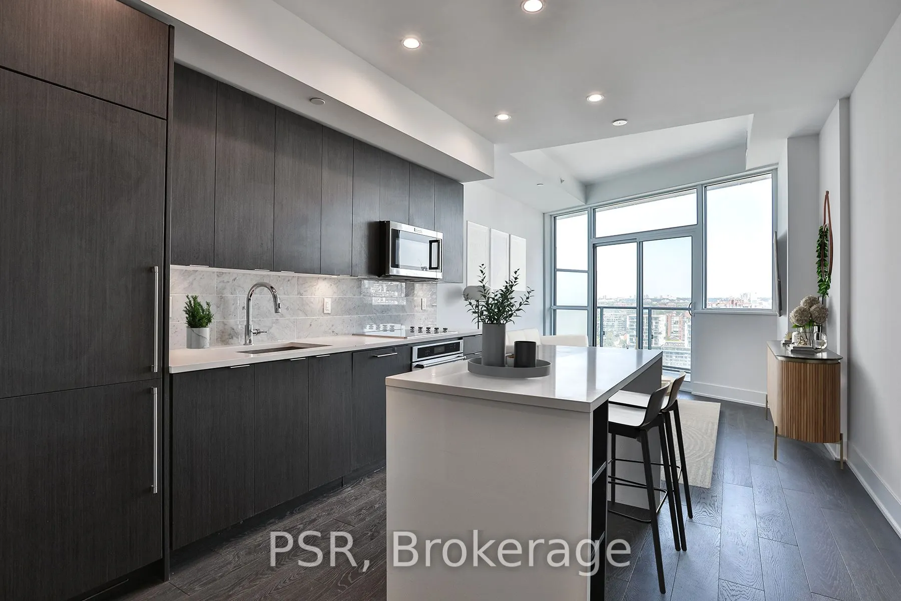 38 Iannuzzi Street, #LPH05